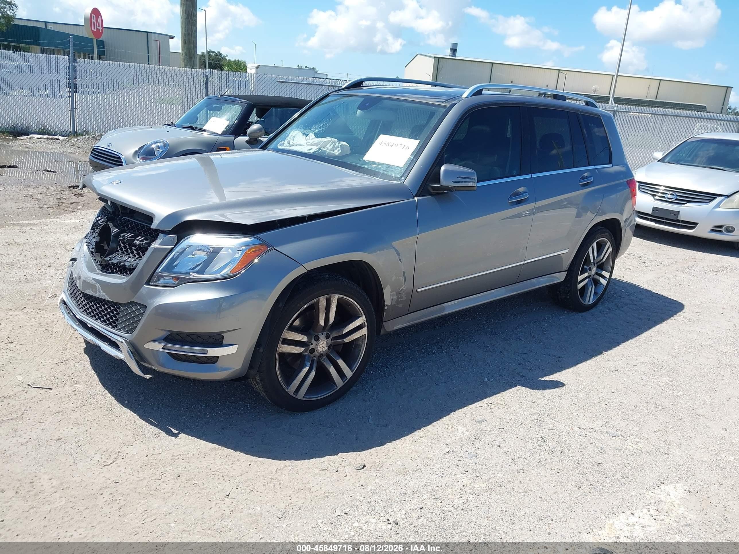 2014 Mercedes-benz Glk 350   Silver vin: WDCGG5HB7EG322088