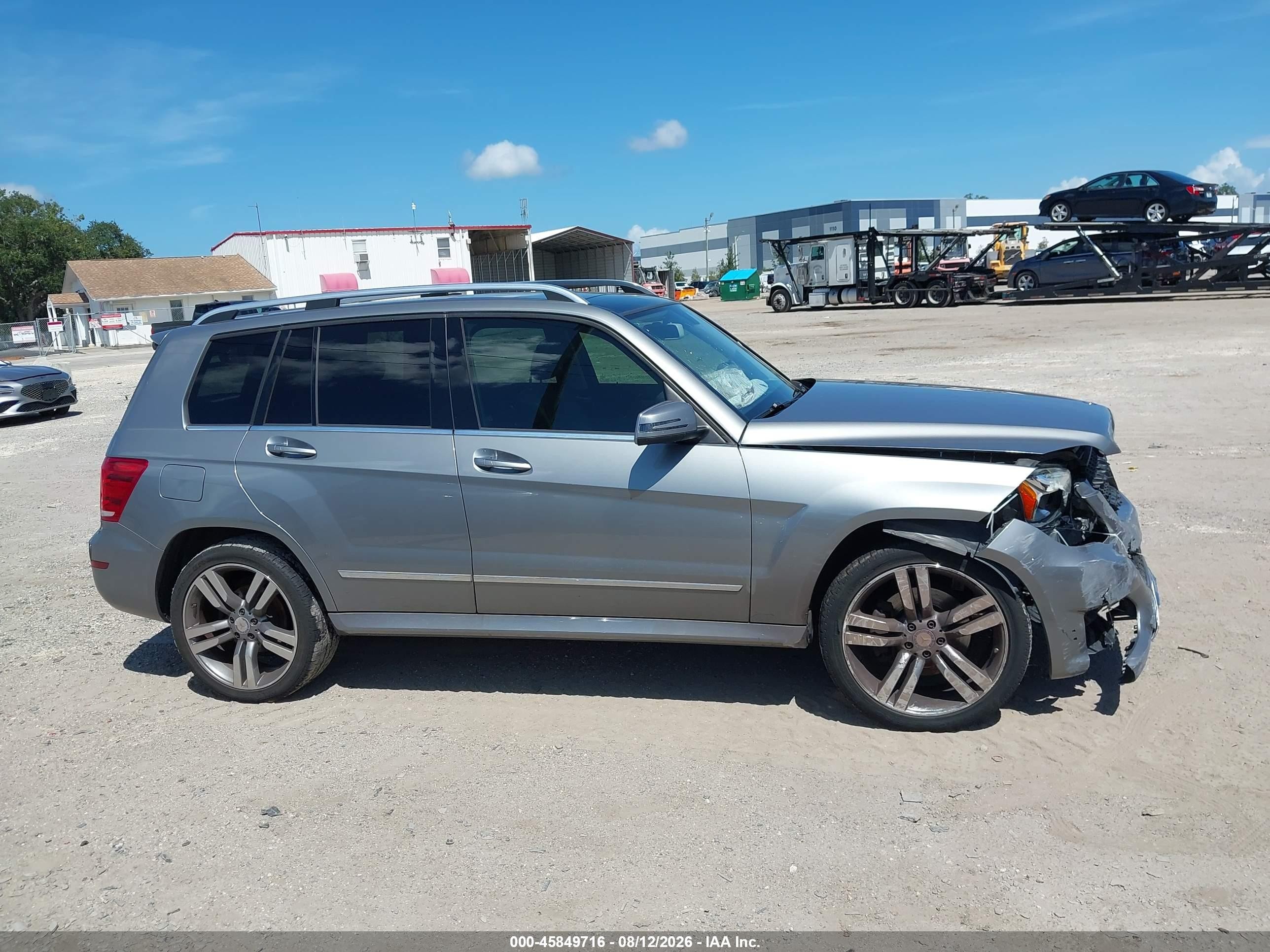 2014 Mercedes-benz Glk 350   Silver vin: WDCGG5HB7EG322088