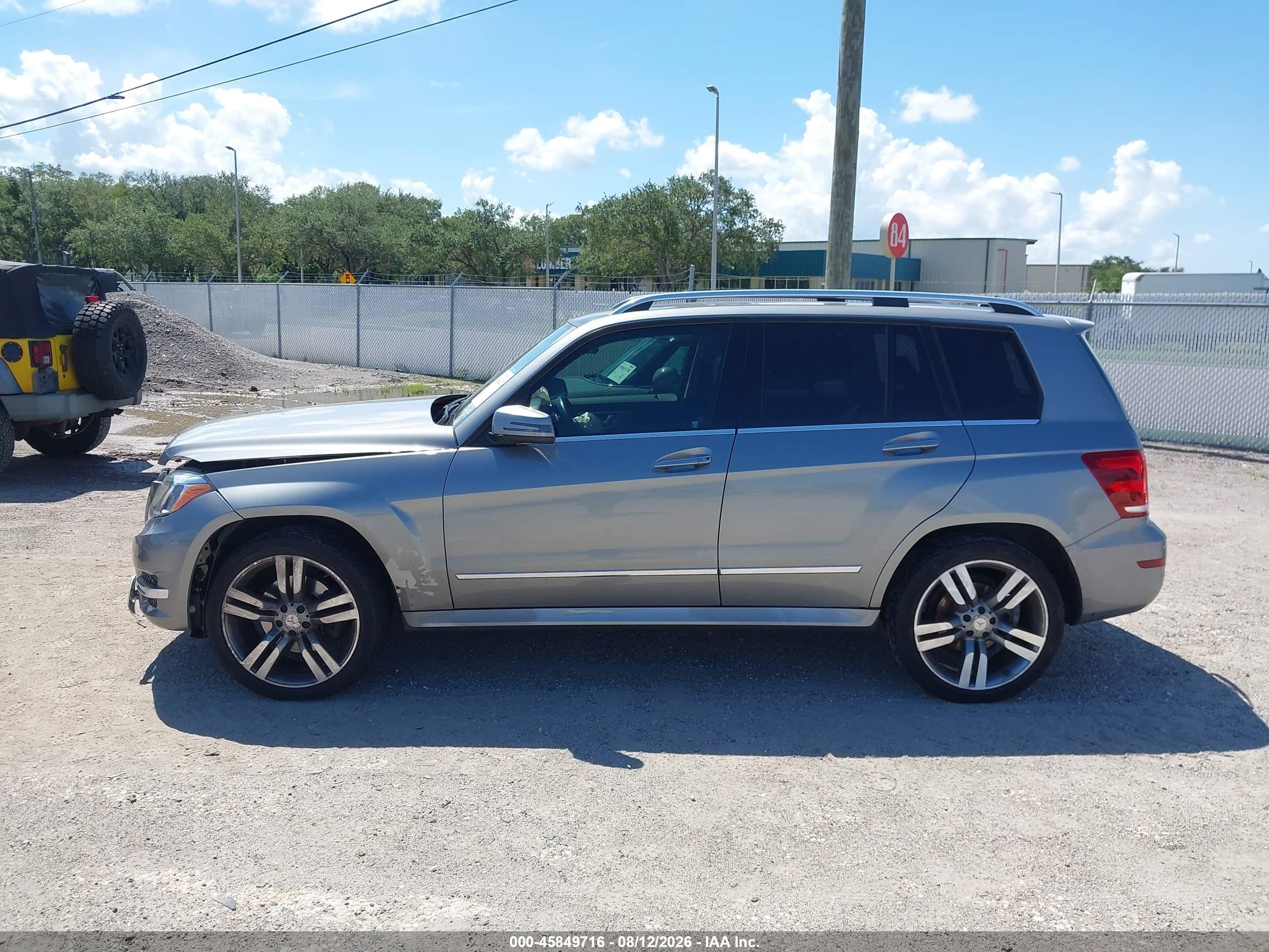 2014 Mercedes-benz Glk 350   Silver vin: WDCGG5HB7EG322088