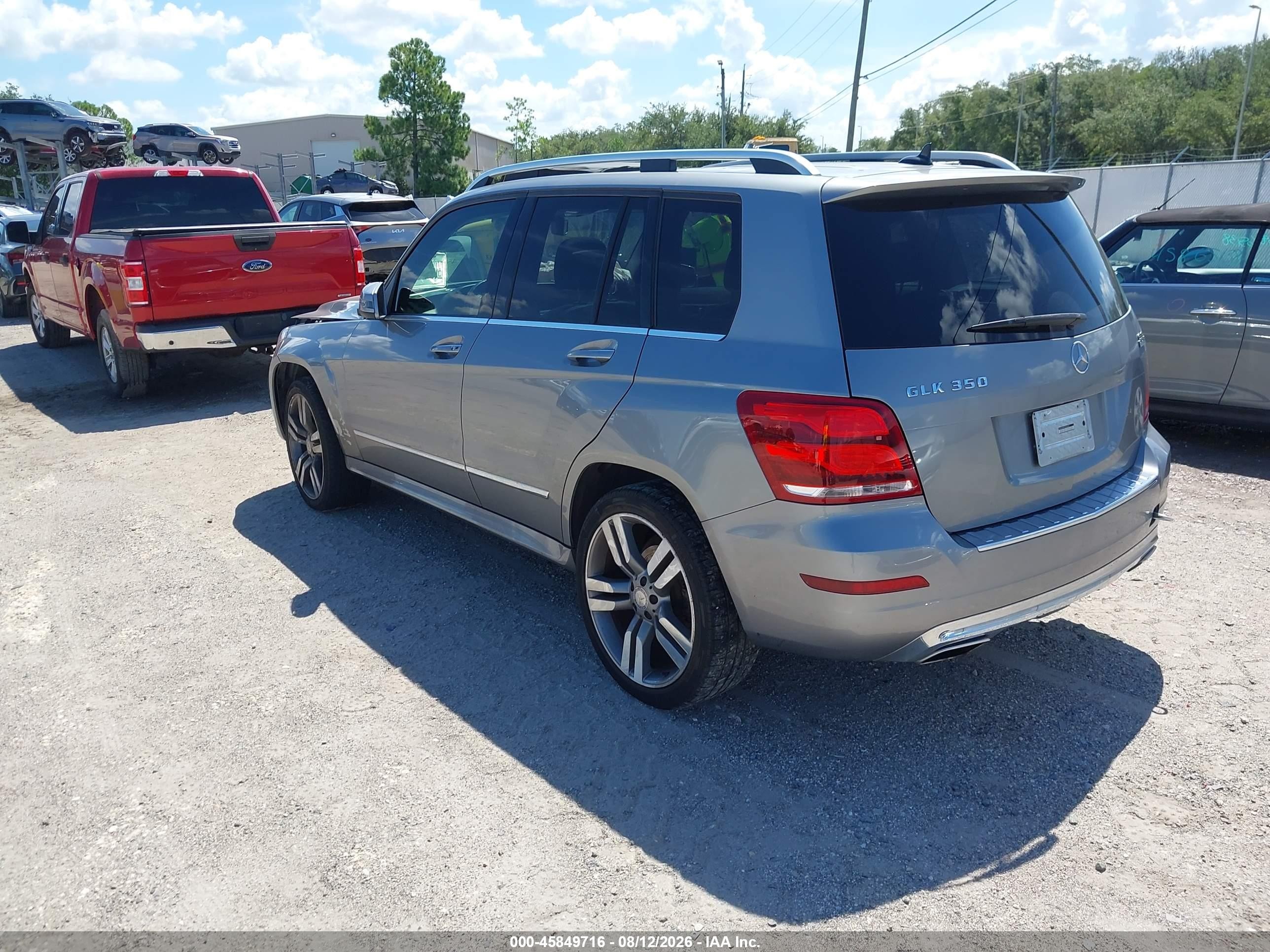 2014 Mercedes-benz Glk 350   Silver vin: WDCGG5HB7EG322088