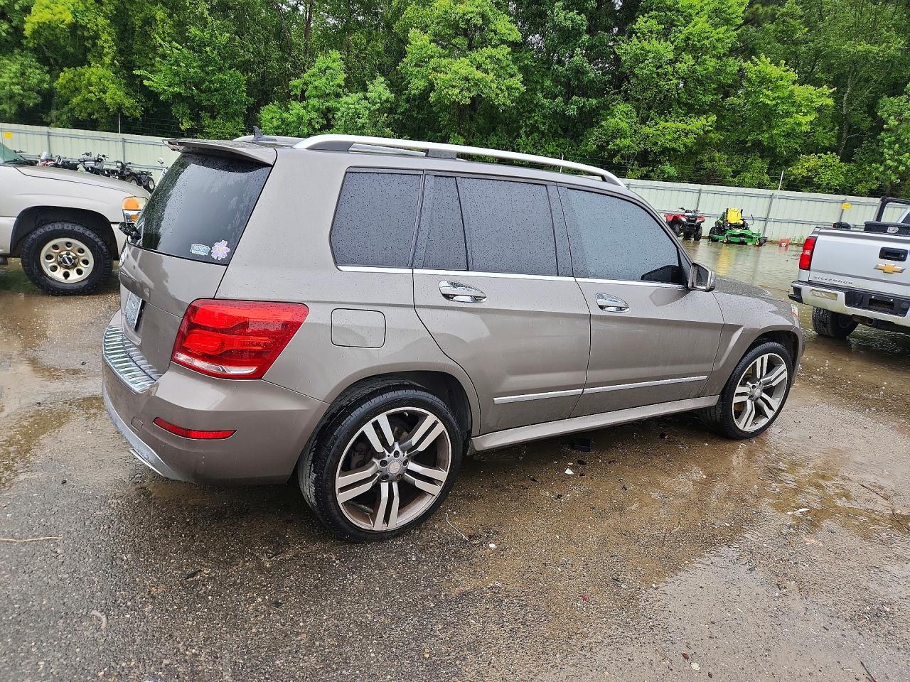 2015 Mercedes-benz Glk 350 Brown vin: WDCGG5HB7FG339488