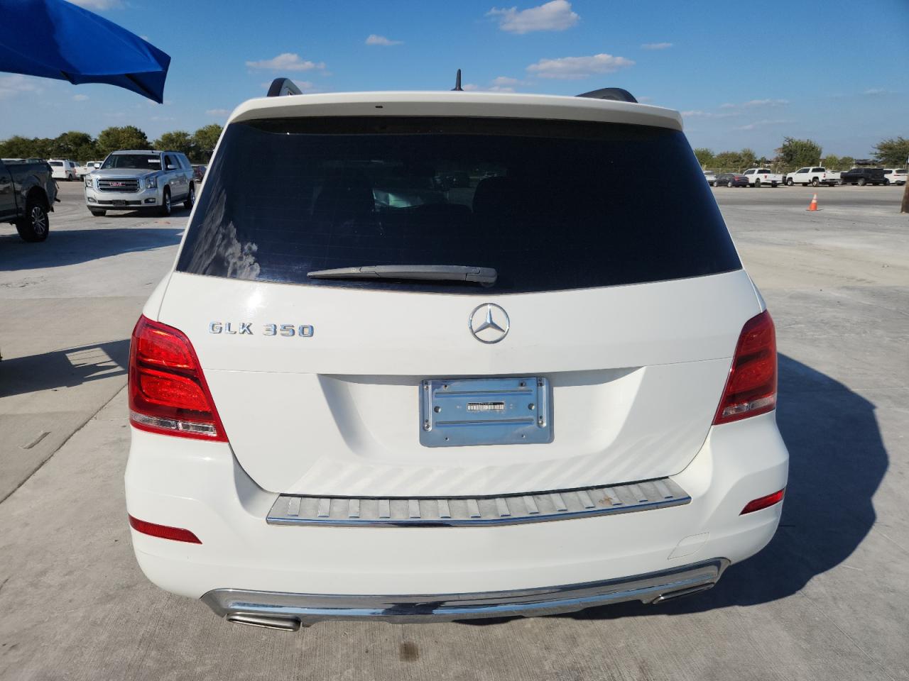 2015 Mercedes-benz Glk 350 White vin: WDCGG5HB7FG346523