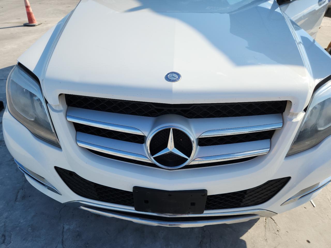 2015 Mercedes-benz Glk 350 White vin: WDCGG5HB7FG346523
