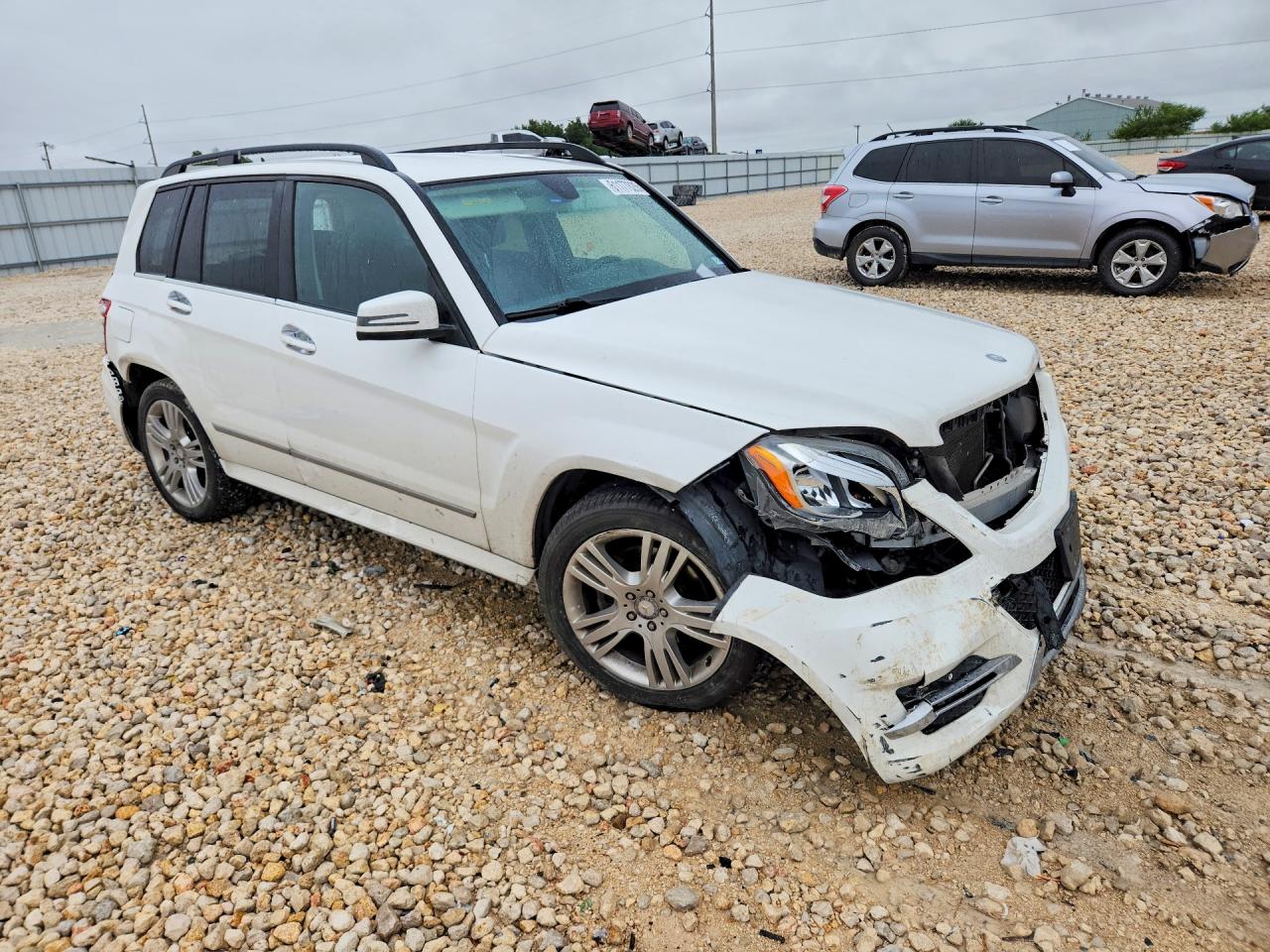 2015 Mercedes-benz Glk White vin: WDCGG5HB7FG426386