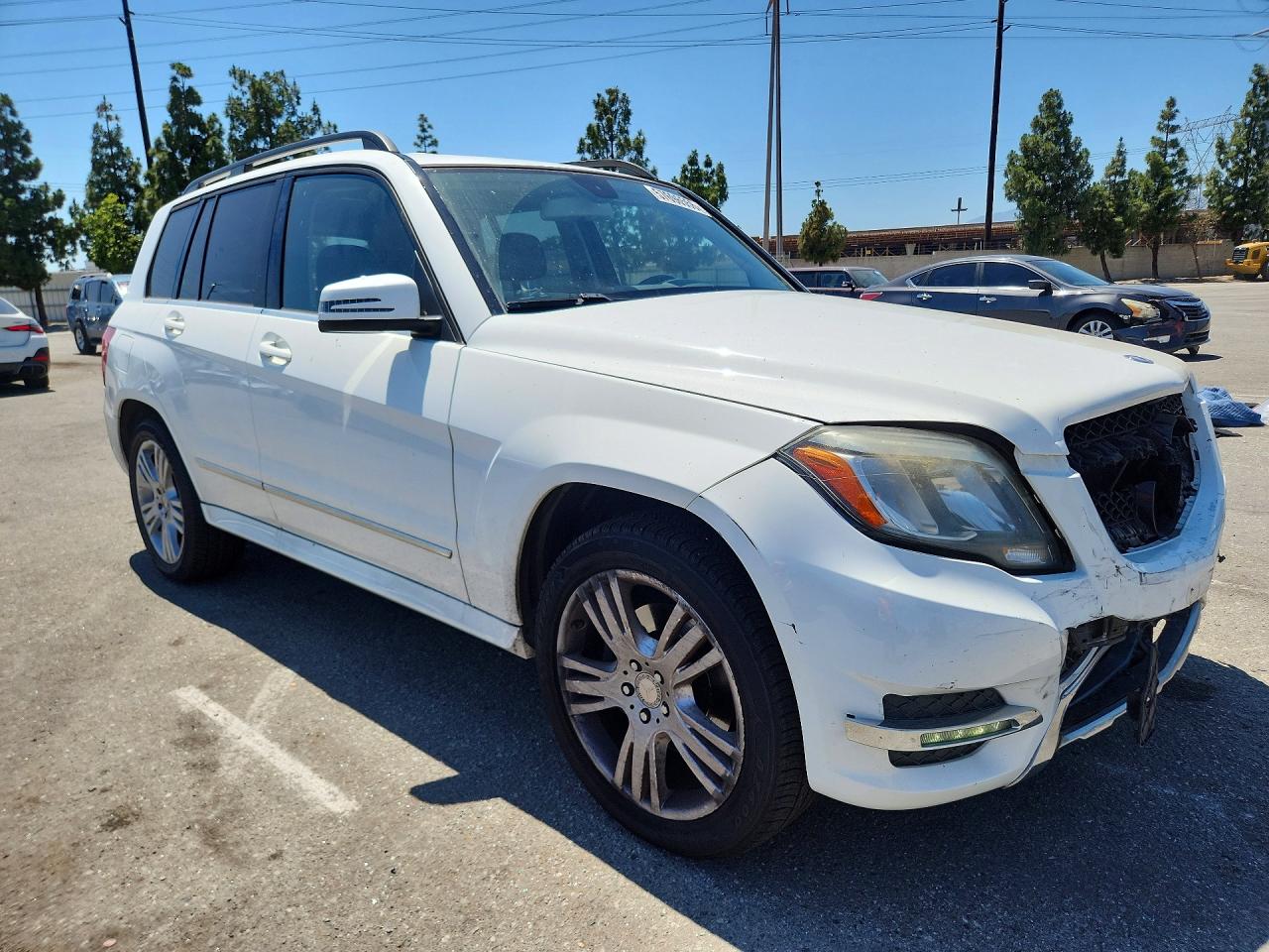 2014 Mercedes-benz Glk 350 White vin: WDCGG5HB8EG337490