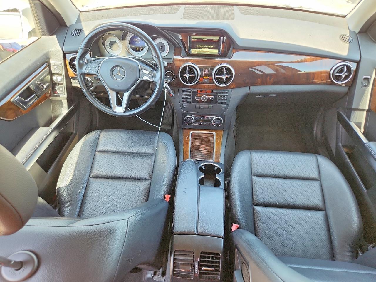 2014 Mercedes-benz Glk 350 White vin: WDCGG5HB8EG337490