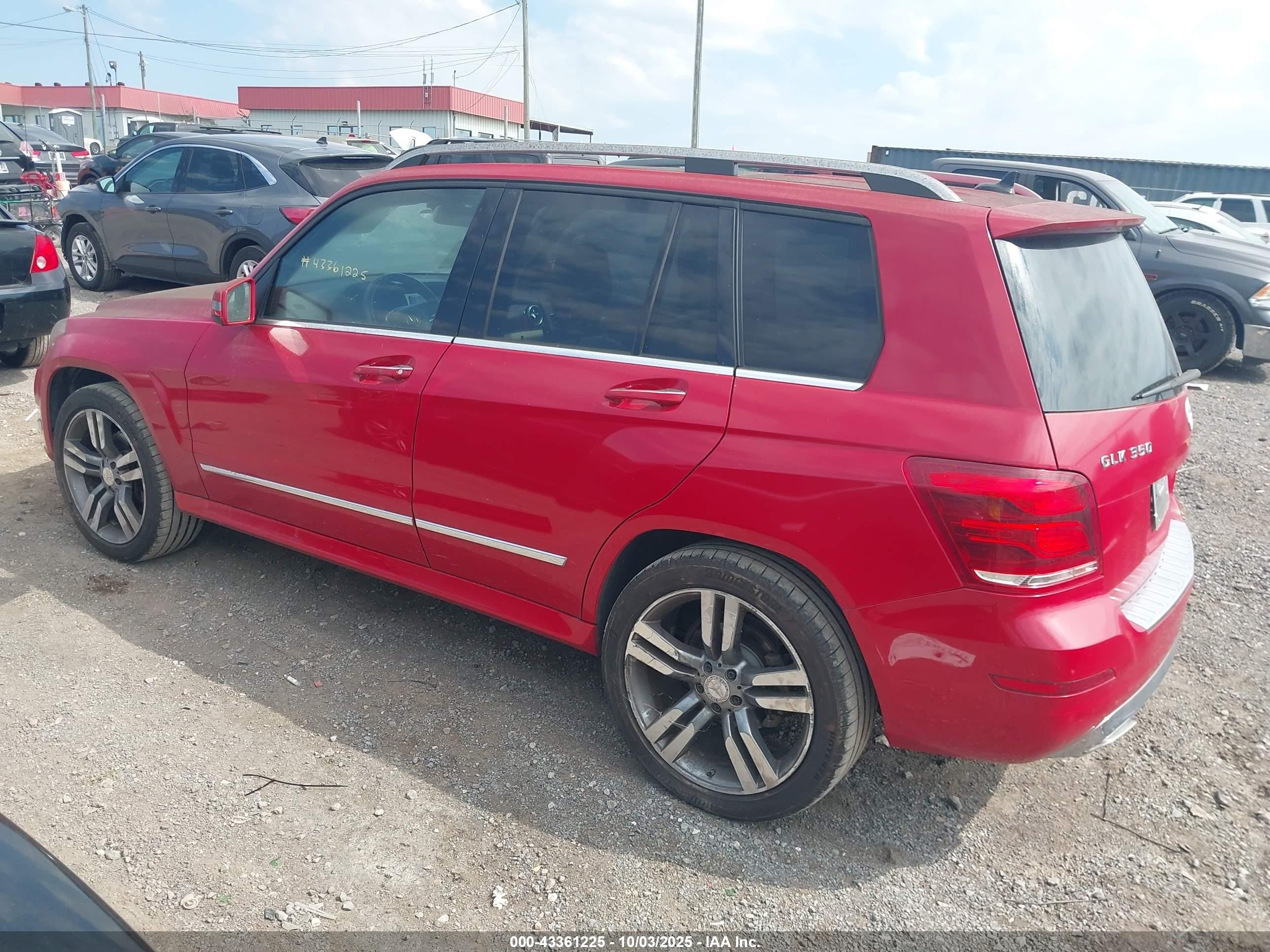 2015 Mercedes-benz Glk 350   Red vin: WDCGG5HB8FG364223