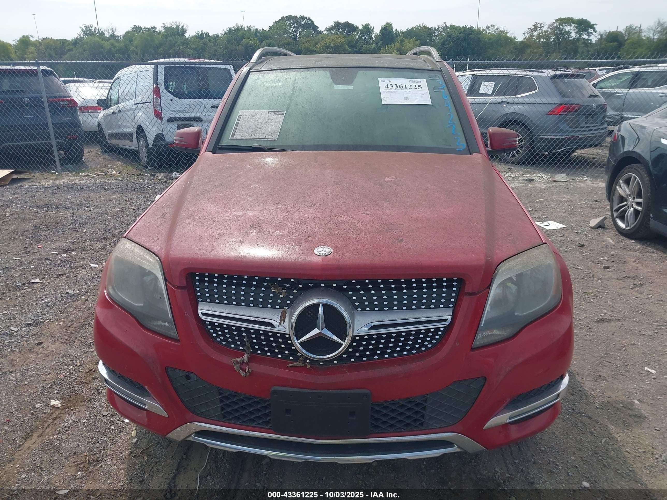 2015 Mercedes-benz Glk 350   Red vin: WDCGG5HB8FG364223