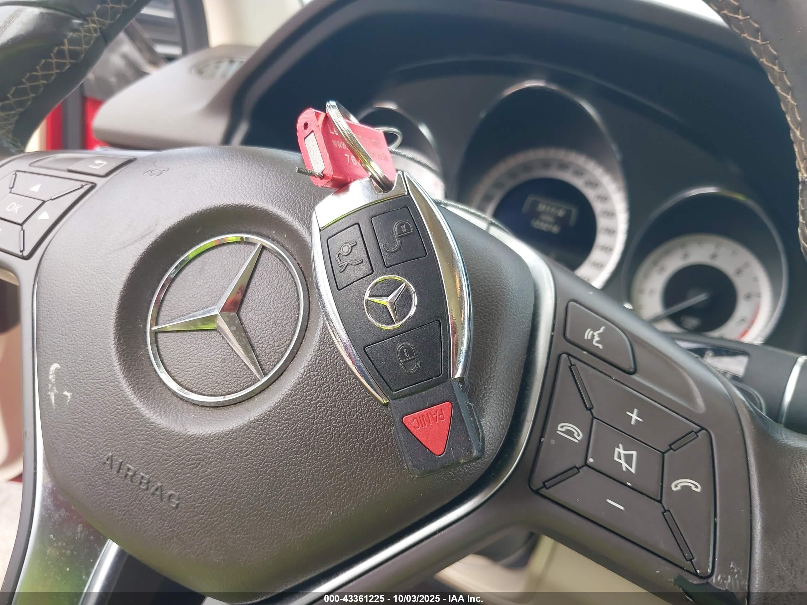 2015 Mercedes-benz Glk 350   Red vin: WDCGG5HB8FG364223
