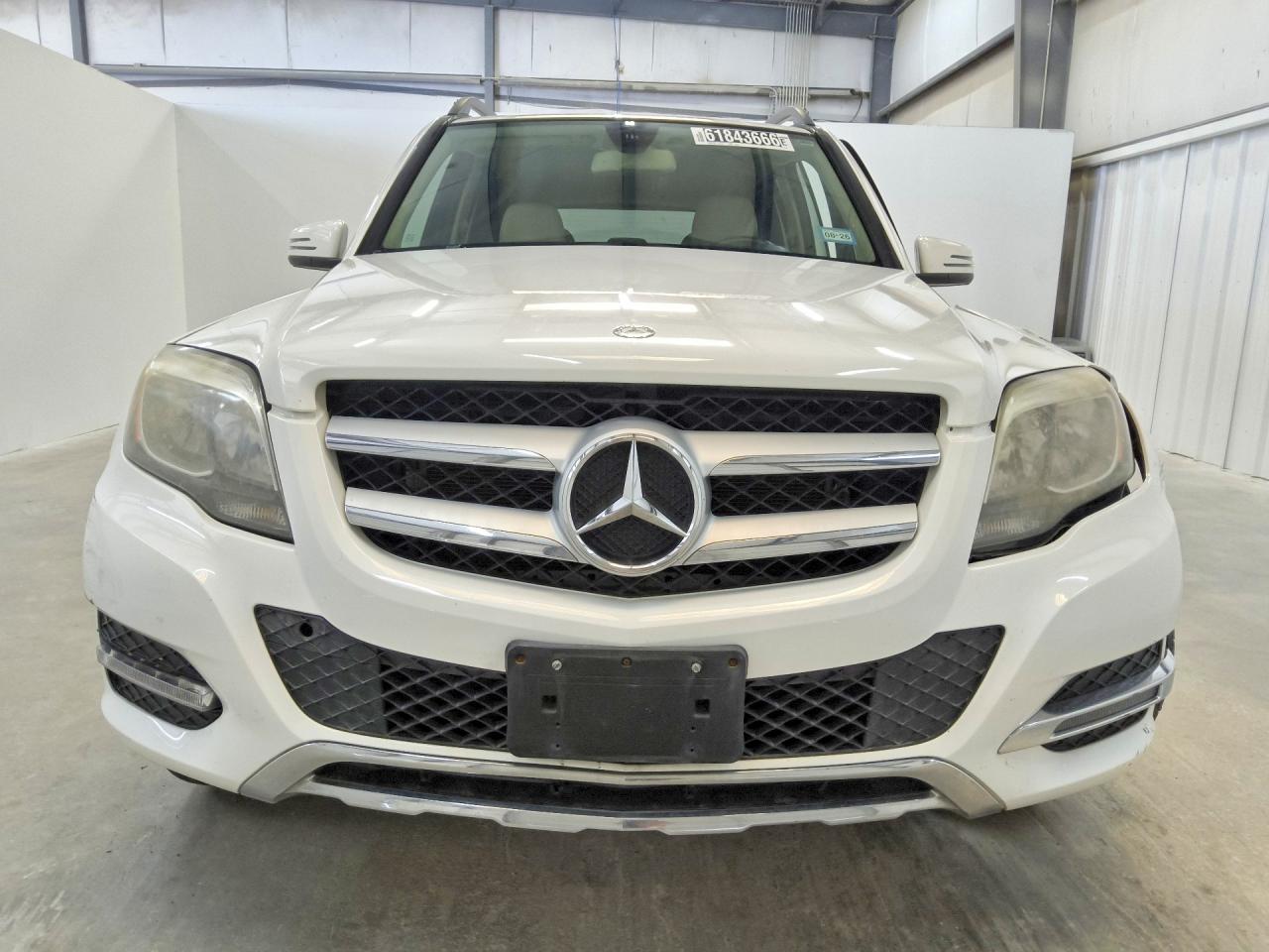 2013 Mercedes-benz Glk 350 White vin: WDCGG5HBXDG017733
