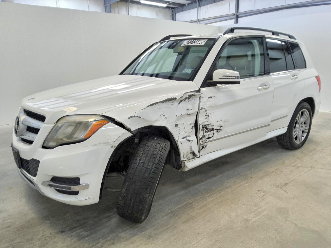 2013 Mercedes-benz Glk 350 White vin: WDCGG5HBXDG017733