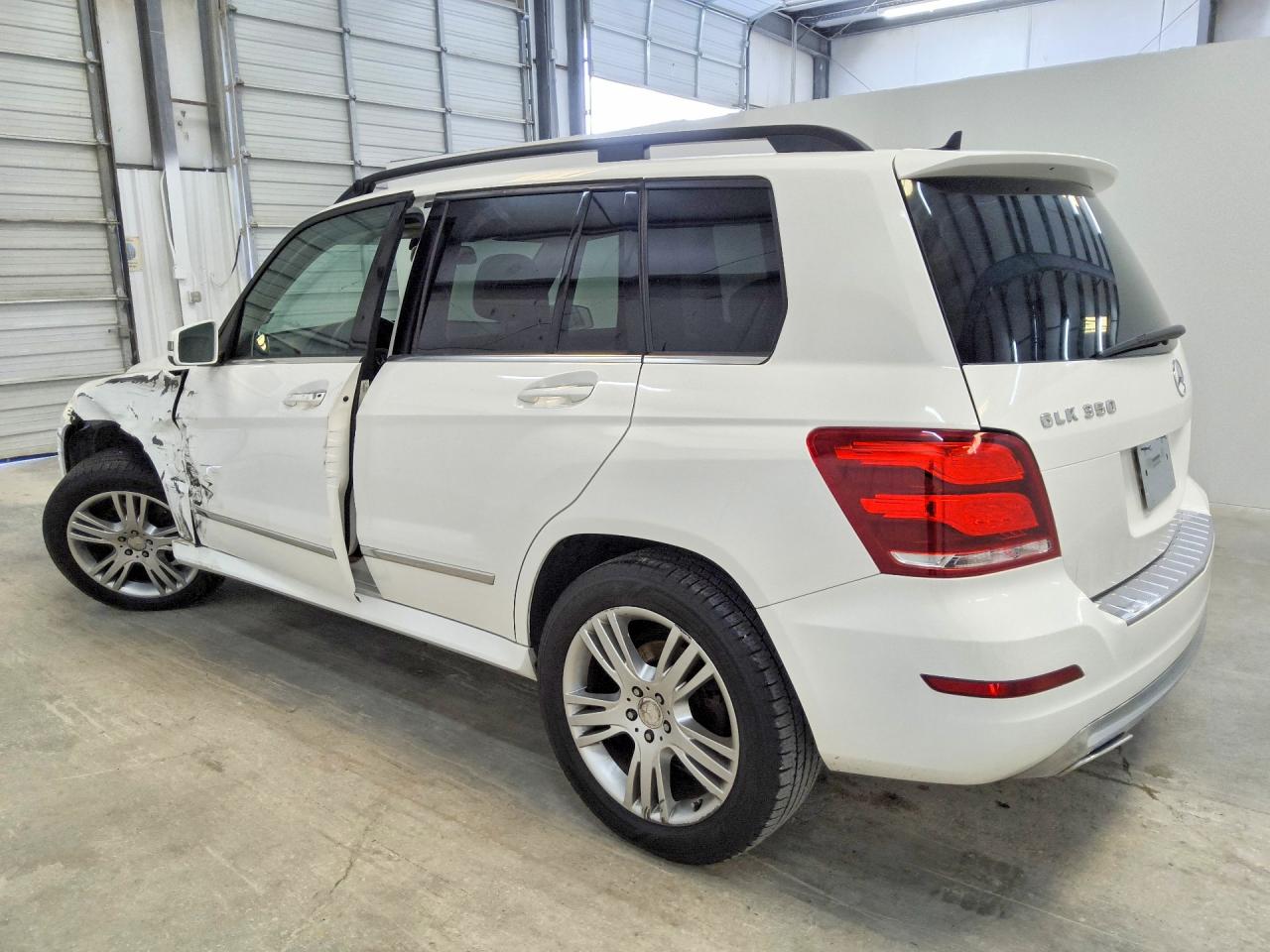 2013 Mercedes-benz Glk 350 White vin: WDCGG5HBXDG017733