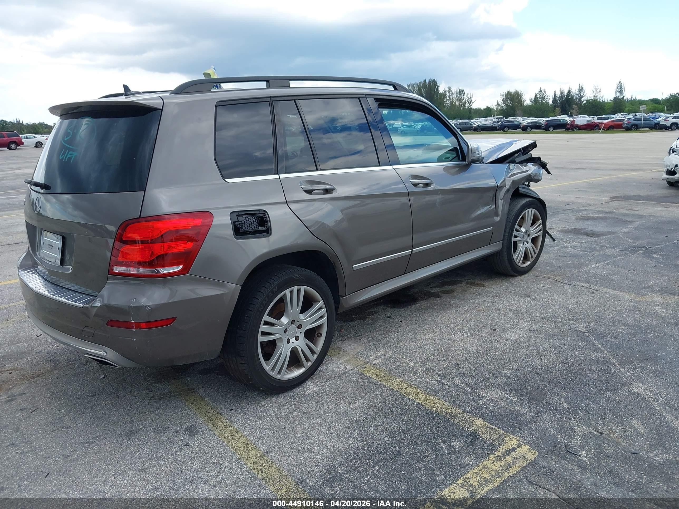 2013 Mercedes-benz Glk 350 Brown vin: WDCGG5HBXDG038629