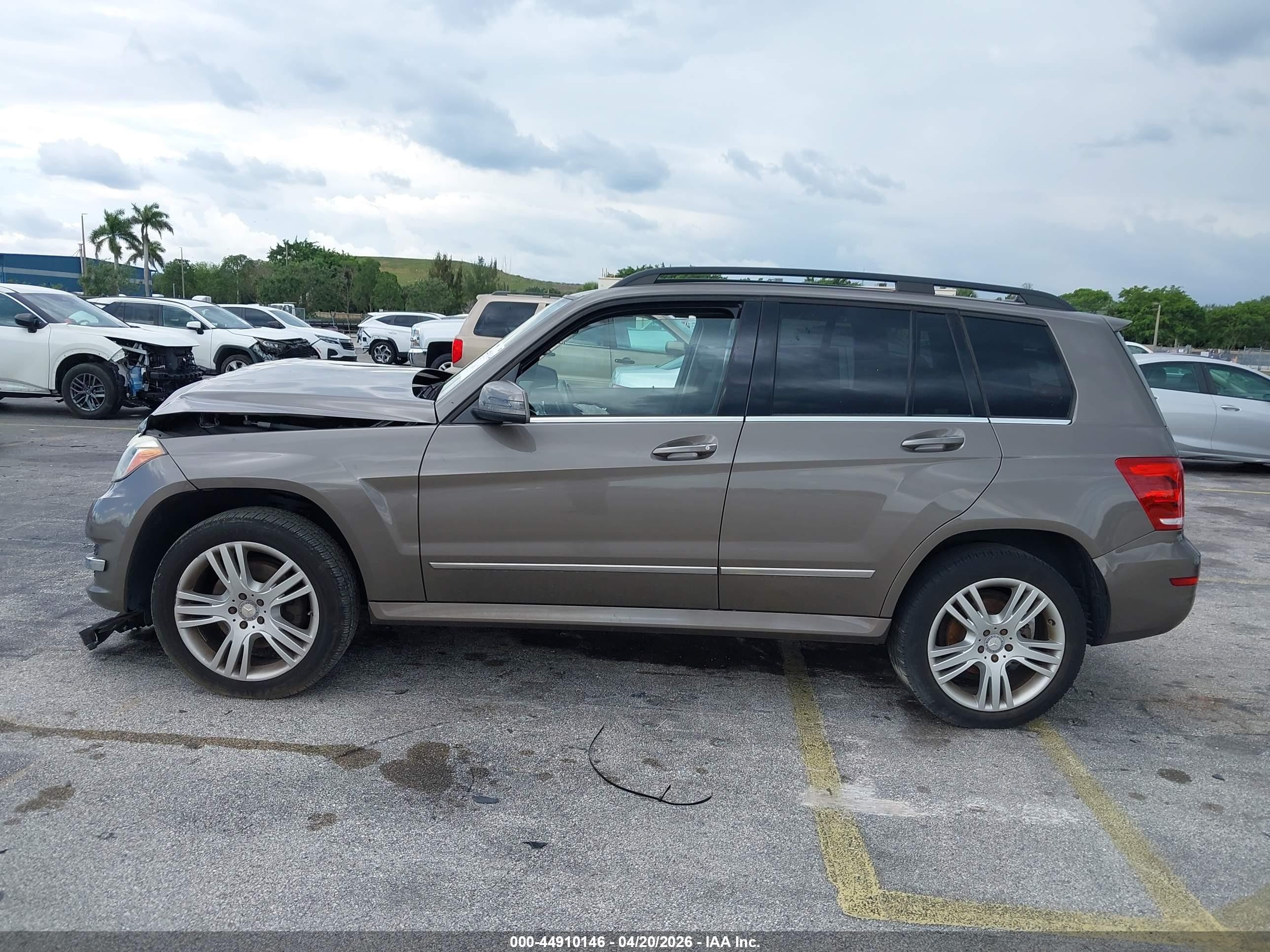 2013 Mercedes-benz Glk 350 Brown vin: WDCGG5HBXDG038629