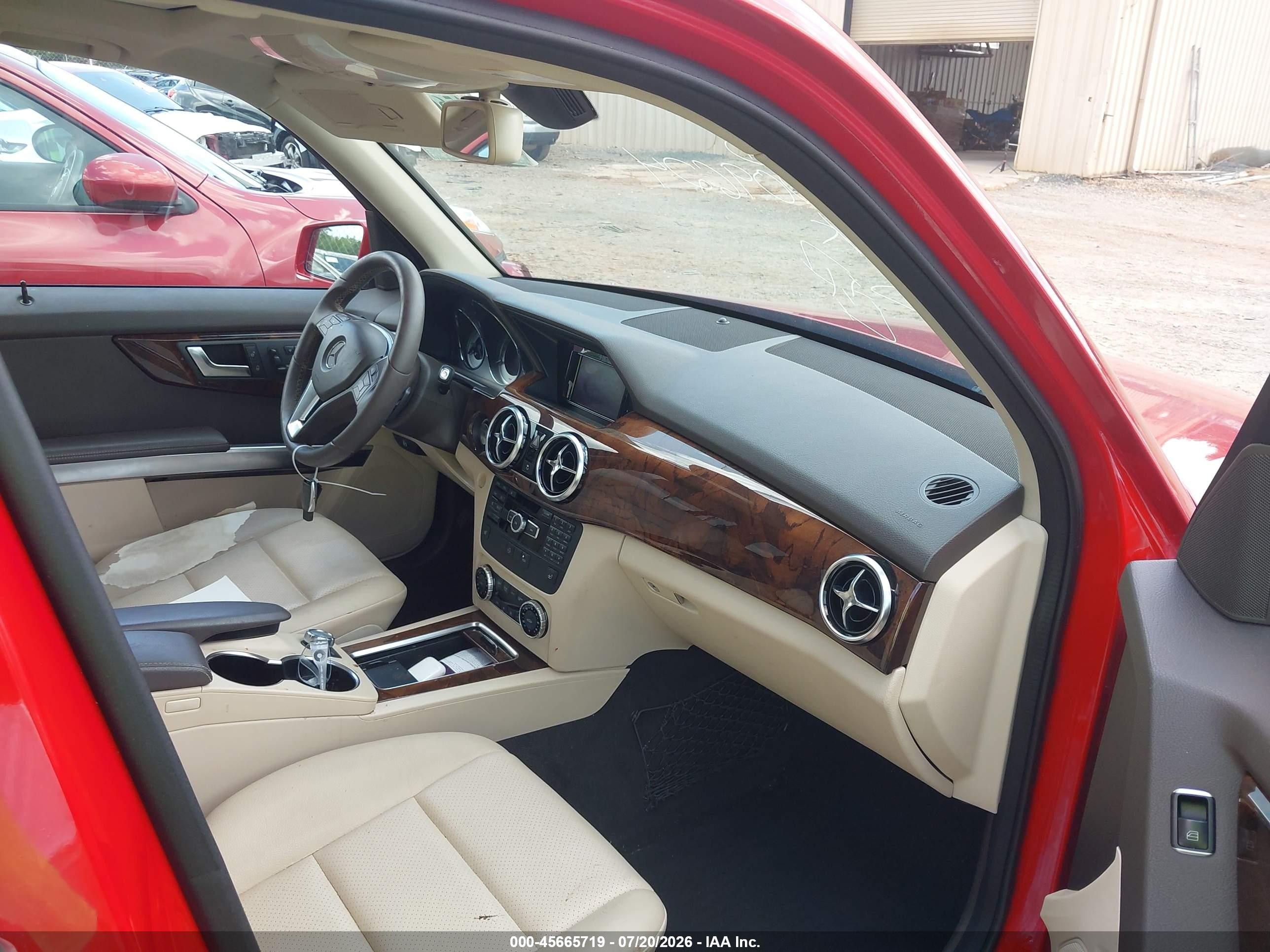 2014 Mercedes-benz Glk 350   Red vin: WDCGG5HBXEG209624