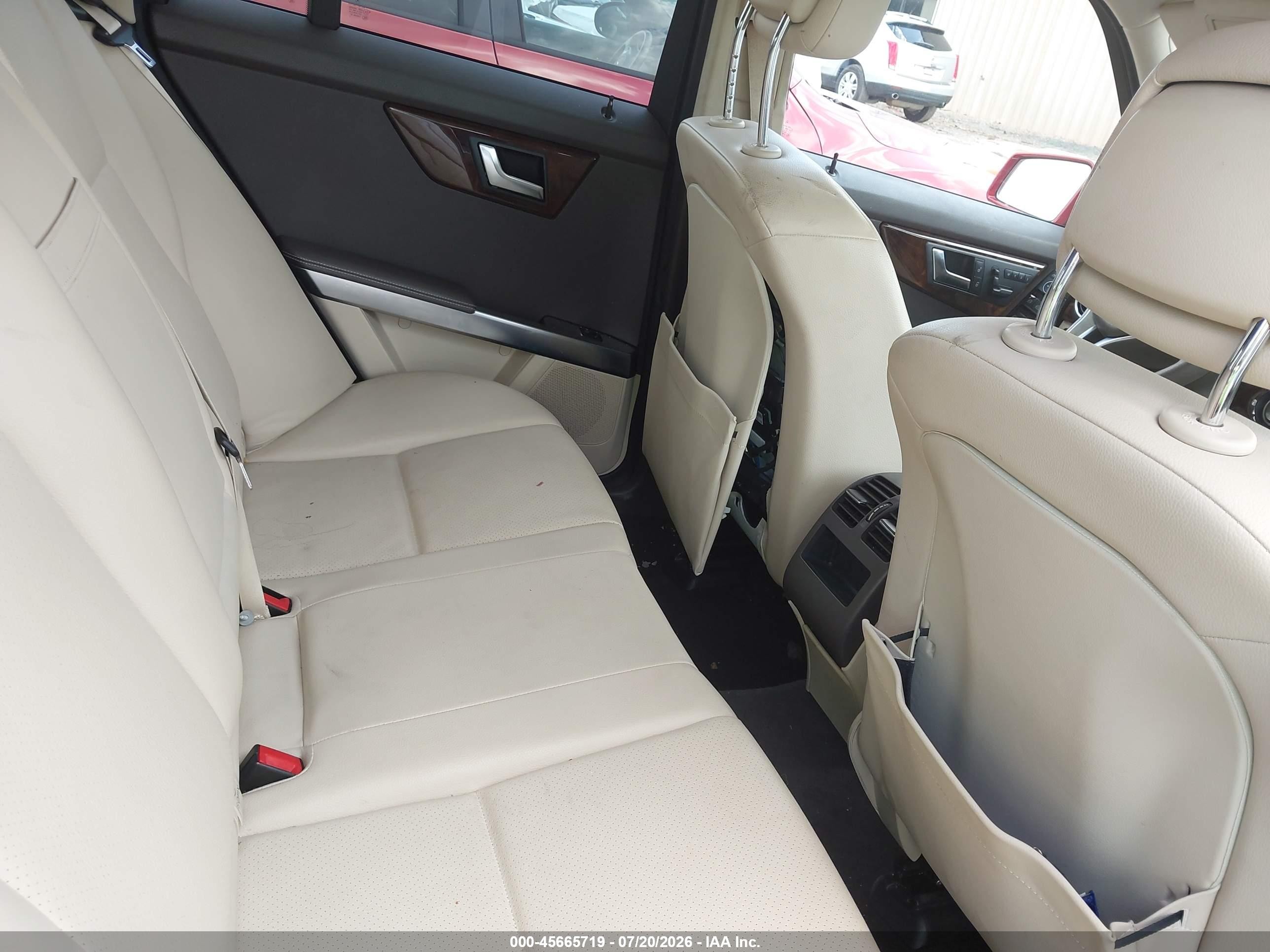 2014 Mercedes-benz Glk 350   Red vin: WDCGG5HBXEG209624