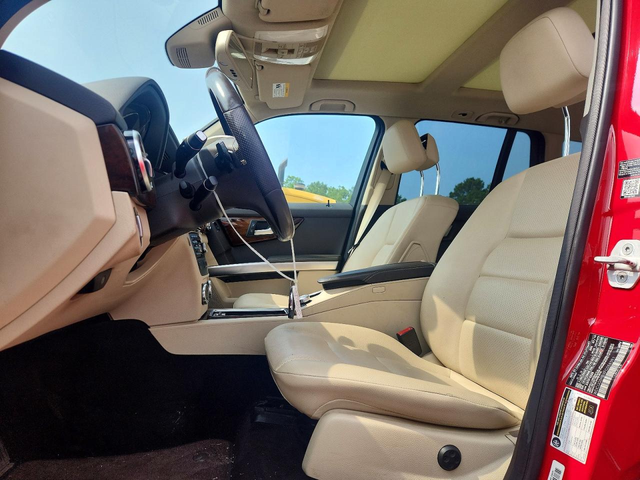 2015 Mercedes-benz Glk 350 Red vin: WDCGG5HBXFG358391