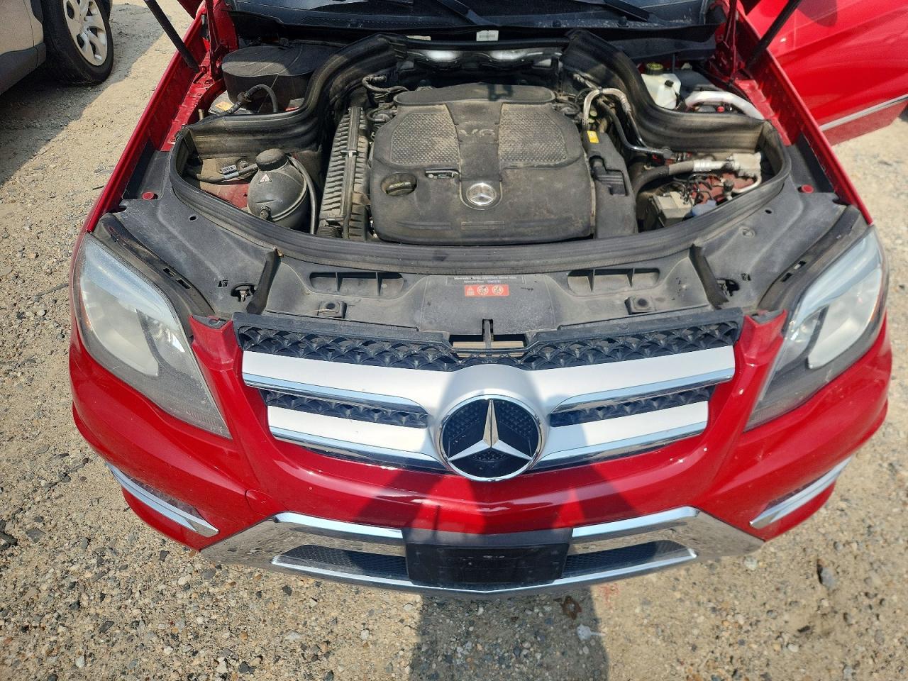 2015 Mercedes-benz Glk 350 Red vin: WDCGG5HBXFG358391