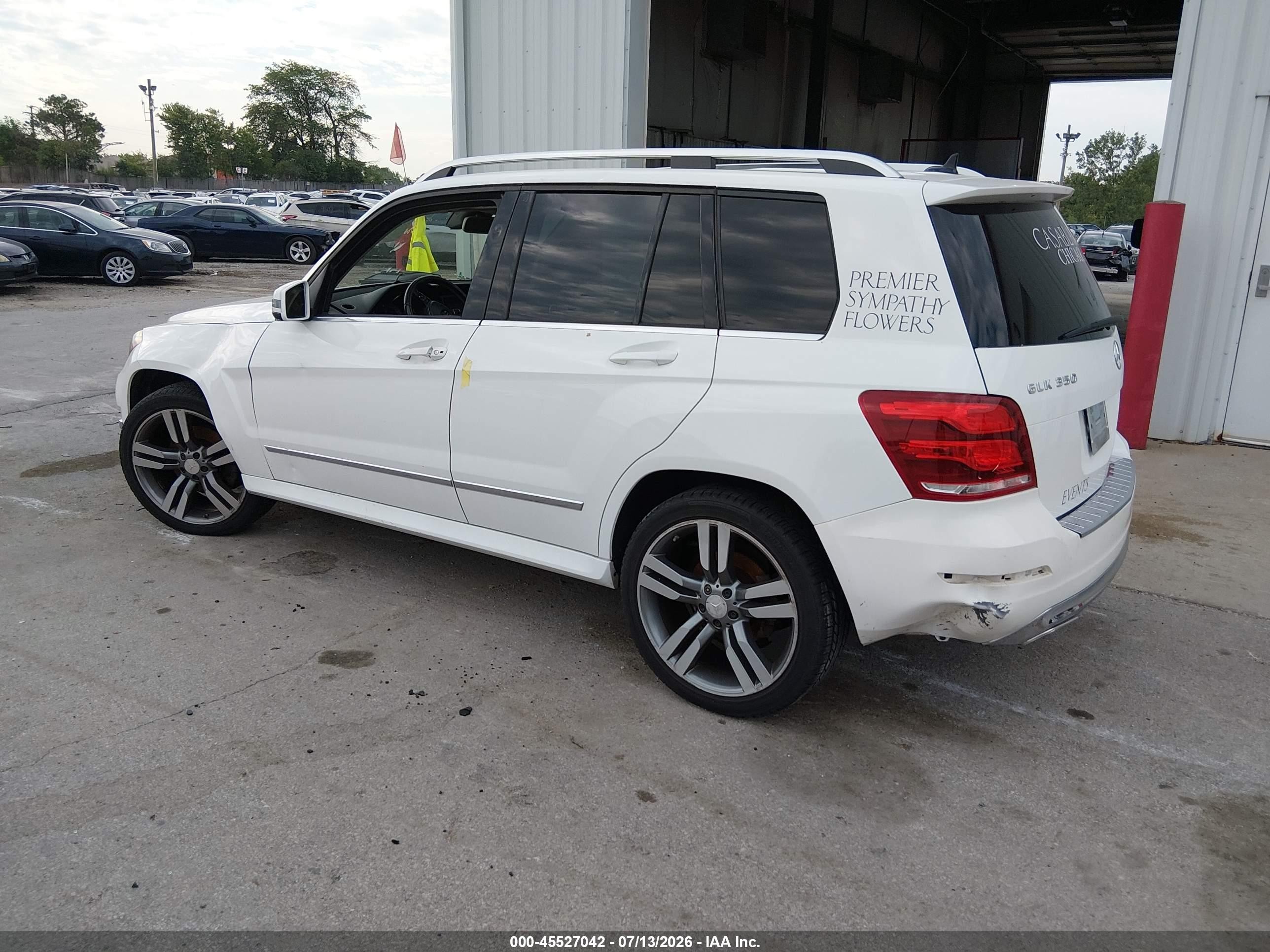 2015 Mercedes-benz Glk 350   White vin: WDCGG5HBXFG427242