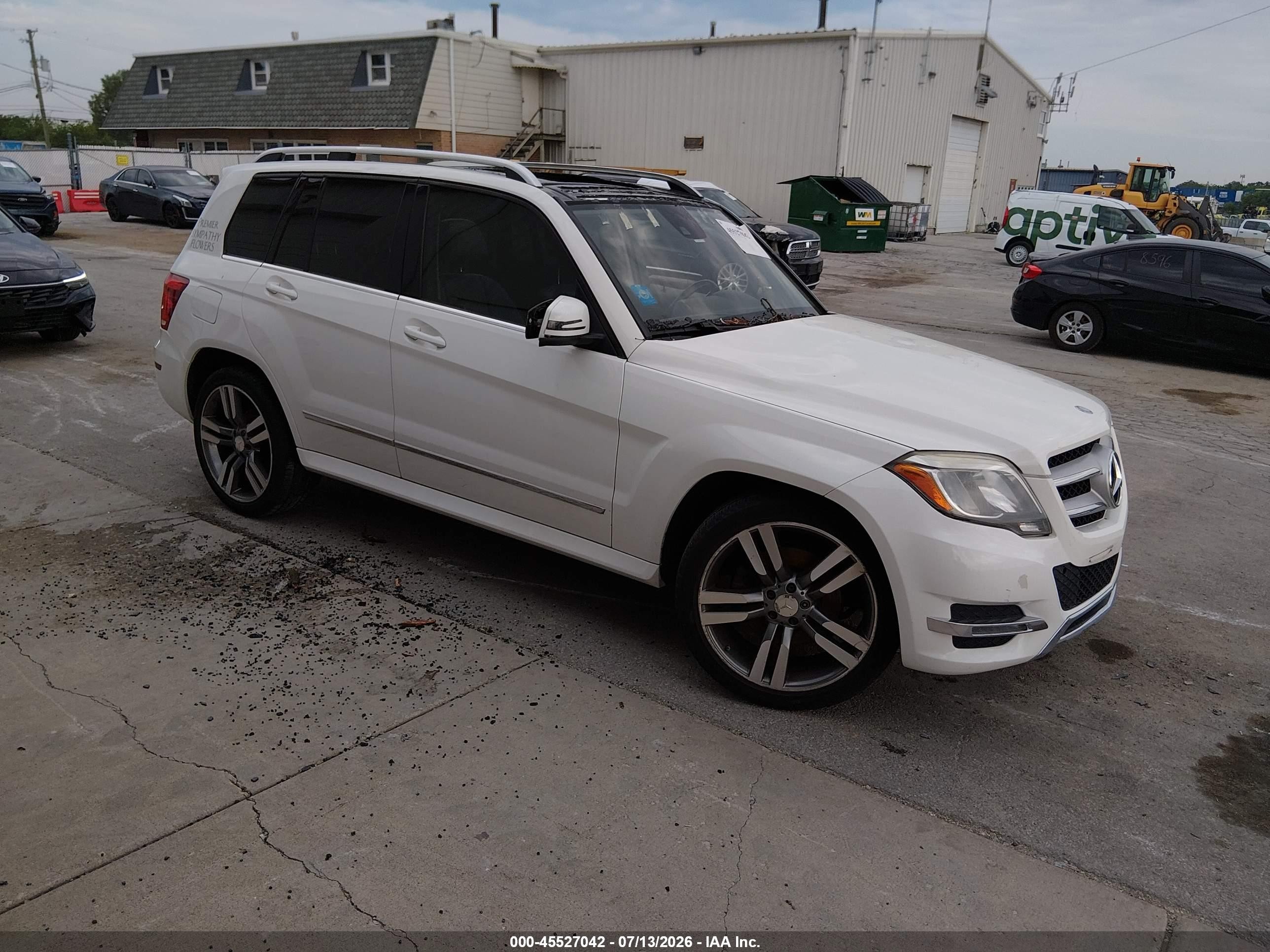2015 Mercedes-benz Glk 350   Белый vin: WDCGG5HBXFG427242