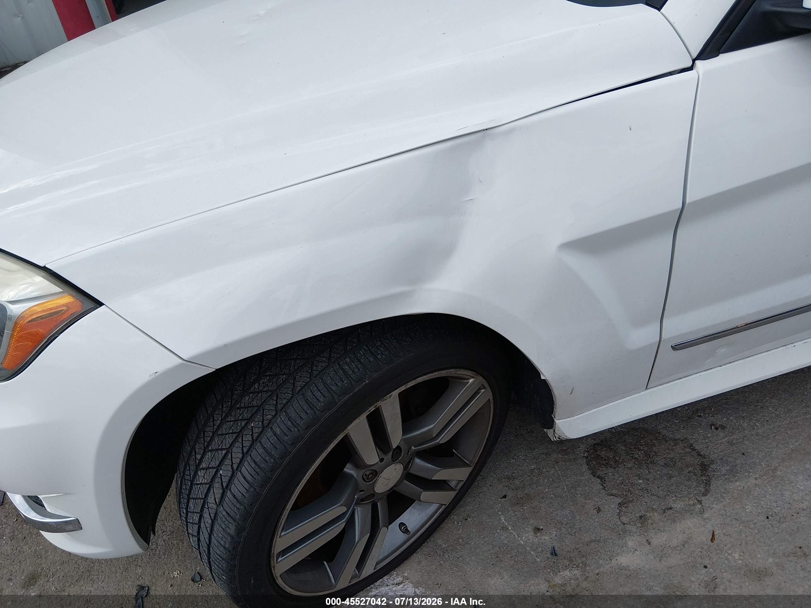 2015 Mercedes-benz Glk 350   White vin: WDCGG5HBXFG427242
