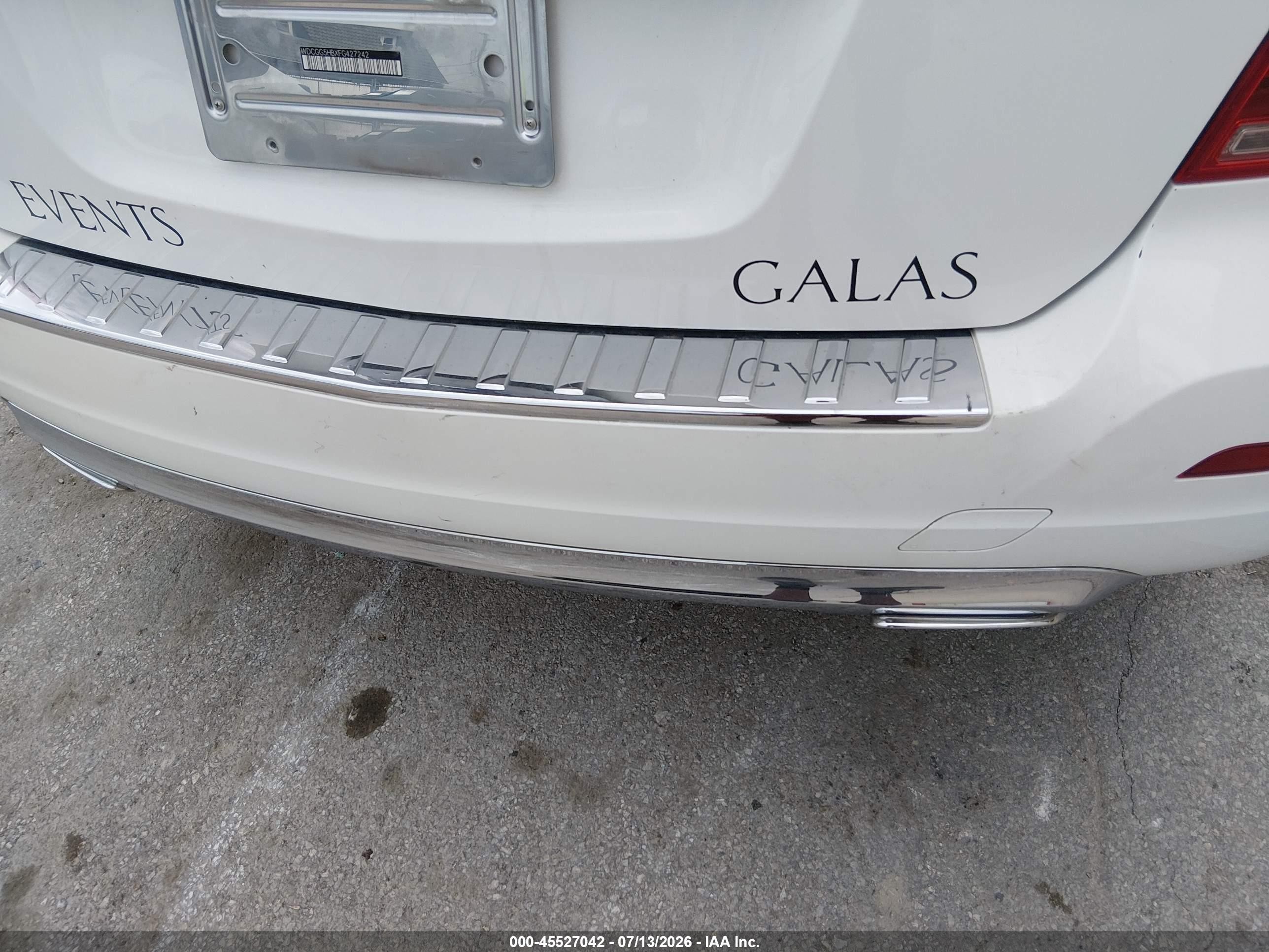 2015 Mercedes-benz Glk 350   White vin: WDCGG5HBXFG427242