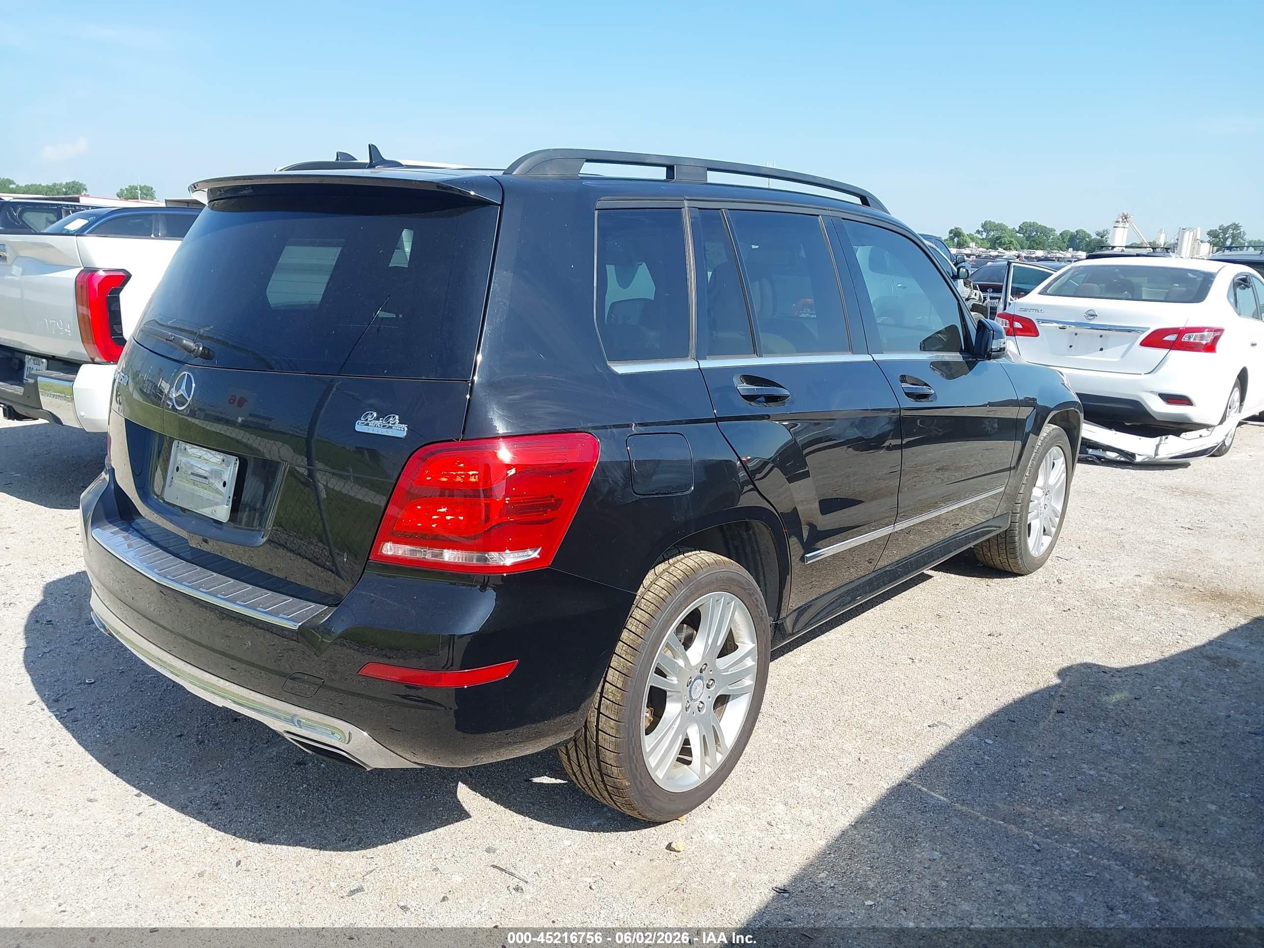 2015 Mercedes-benz Glk 350   Black vin: WDCGG5HBXFG432263