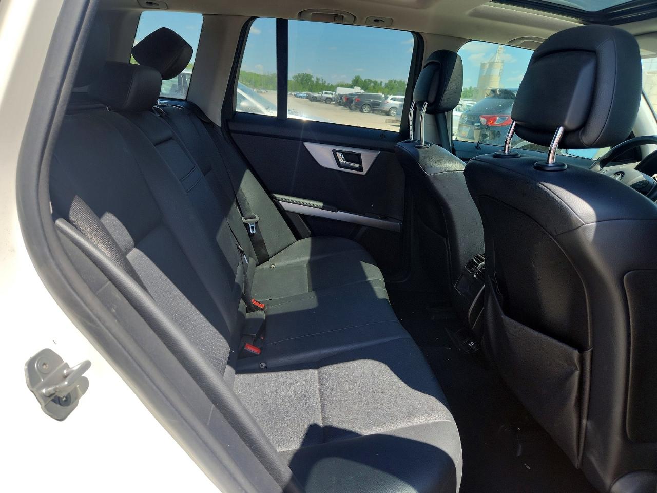 2010 Mercedes-benz Glk 350 4matic White vin: WDCGG8HB0AF261605