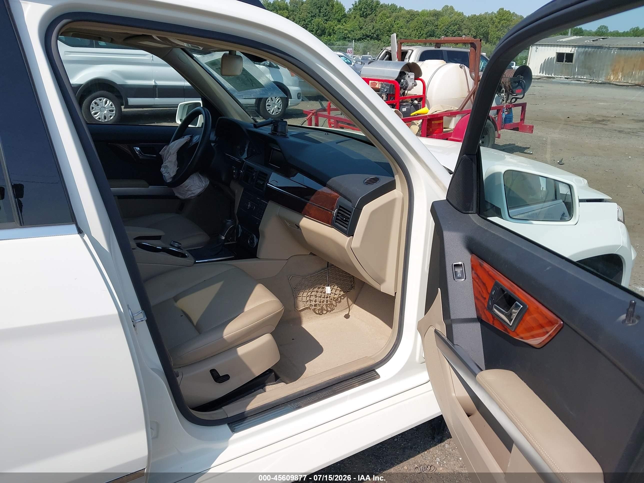 2010 Mercedes-benz Glk 350 4matic White vin: WDCGG8HB0AF419120