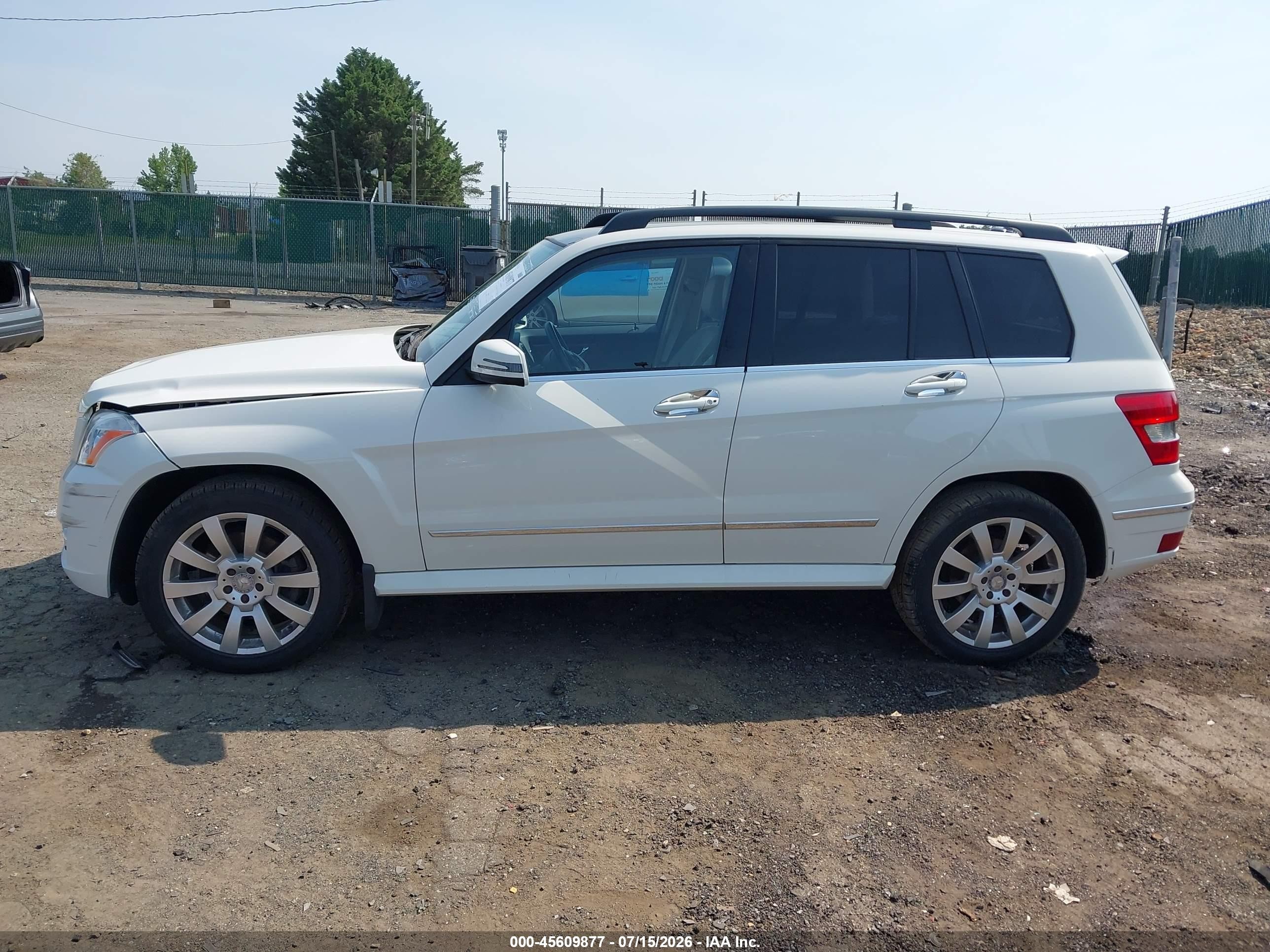 2010 Mercedes-benz Glk 350 4matic White vin: WDCGG8HB0AF419120