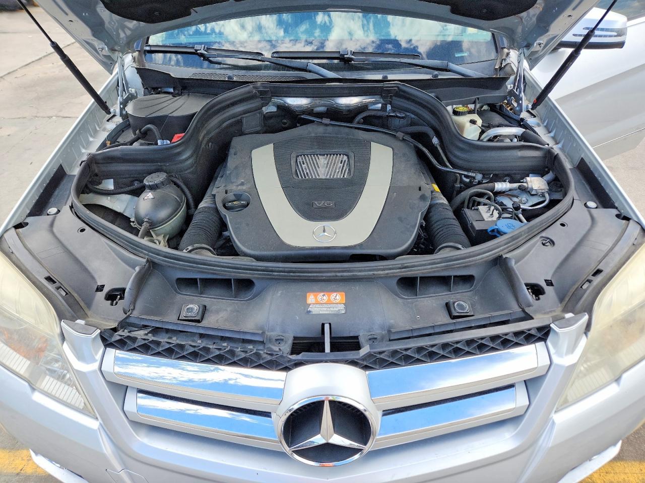 2010 Mercedes-benz Glk 350 4matic Silver vin: WDCGG8HB0AF477485