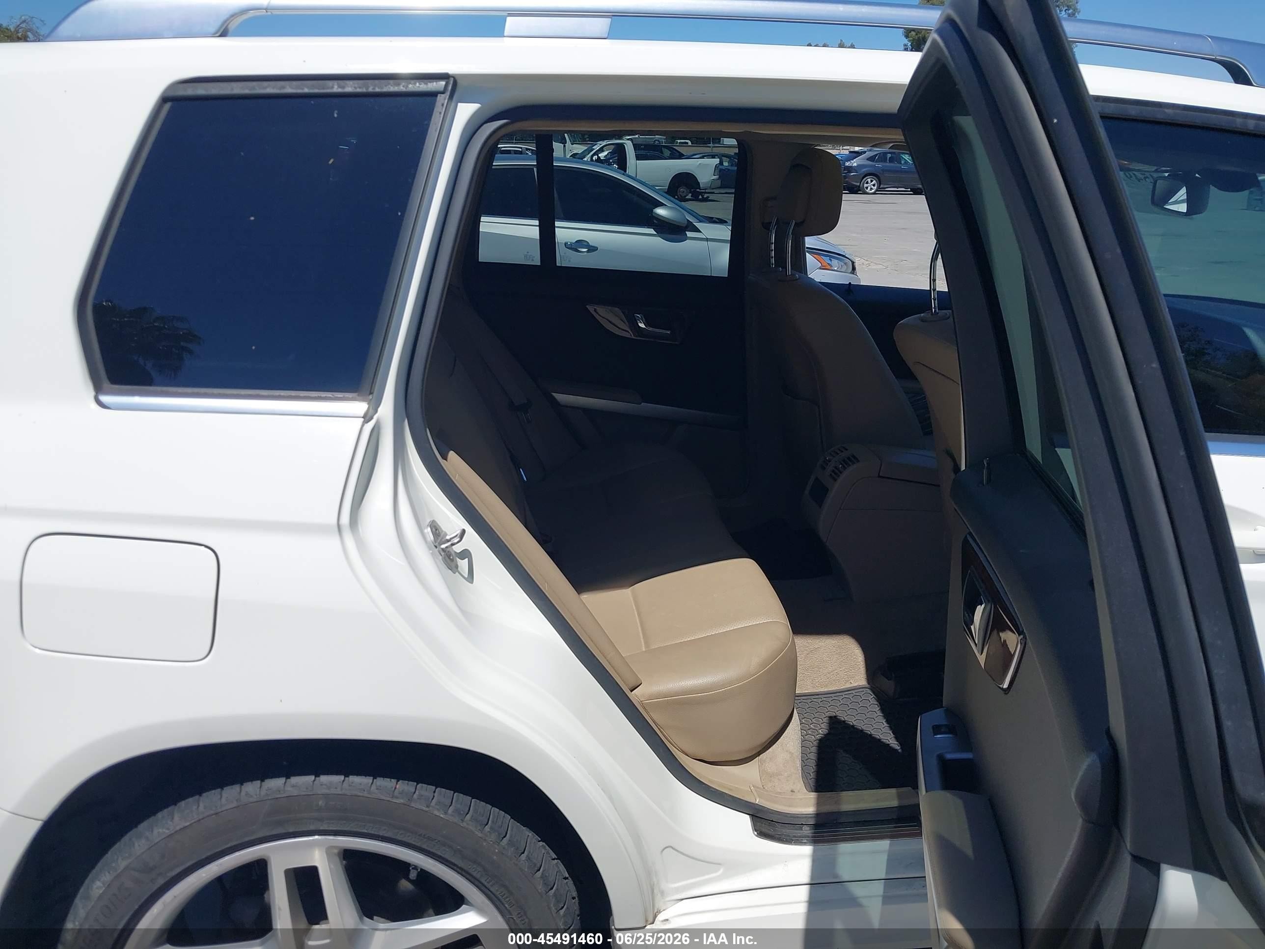 2011 Mercedes-benz Glk 350 4matic White vin: WDCGG8HB0BF532471