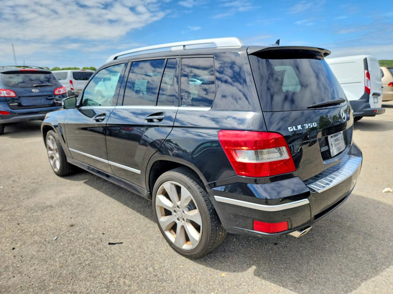 2011 Mercedes-benz Glk Class Glk350 4d Black vin: WDCGG8HB0BF655879