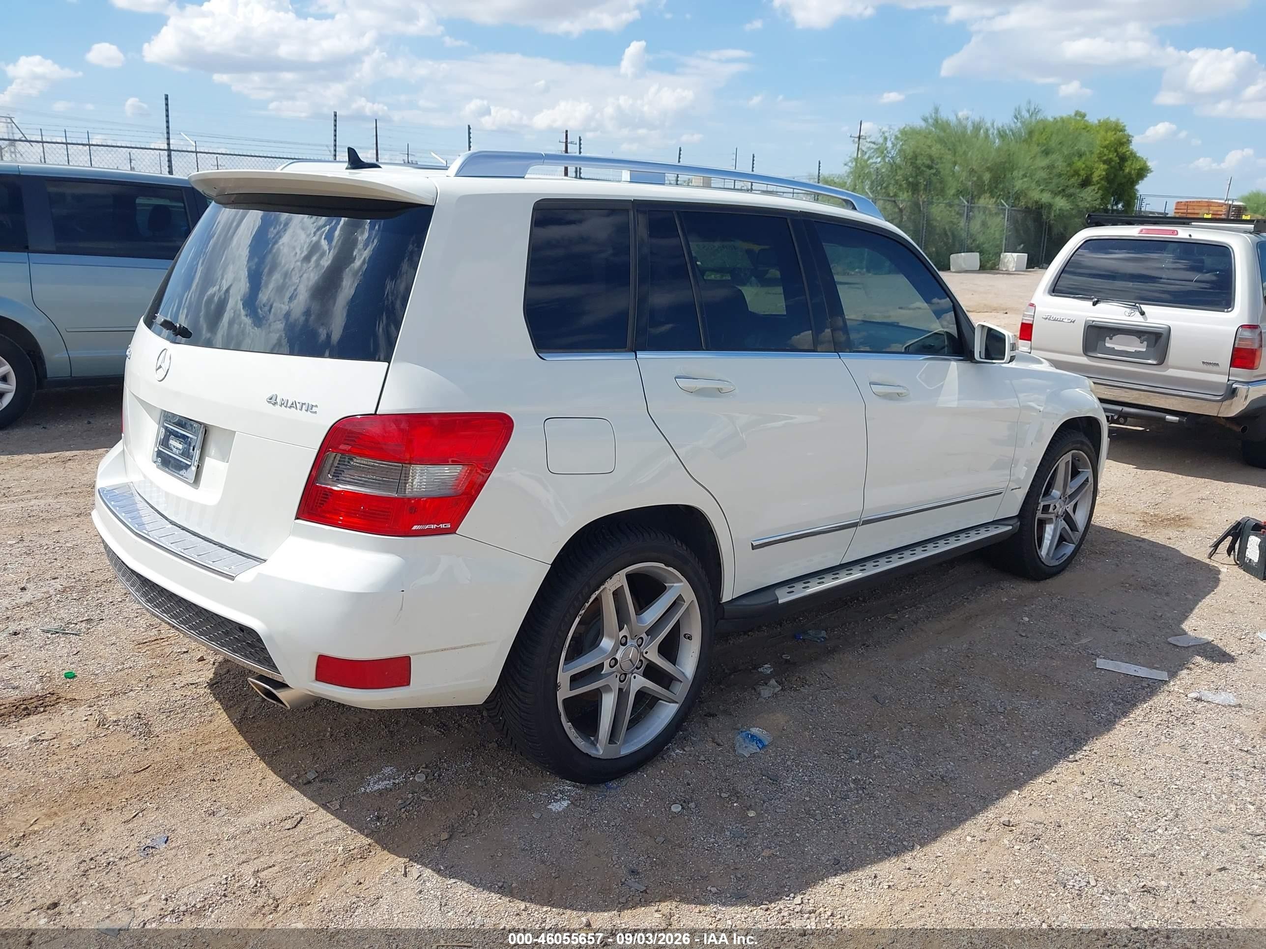 2012 Mercedes-benz Glk 350 4matic White vin: WDCGG8HB0CF792614