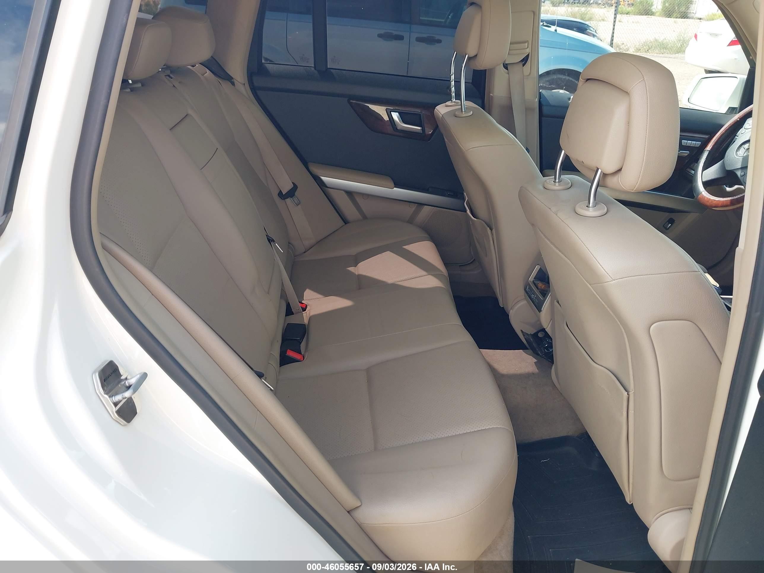 2012 Mercedes-benz Glk 350 4matic White vin: WDCGG8HB0CF792614