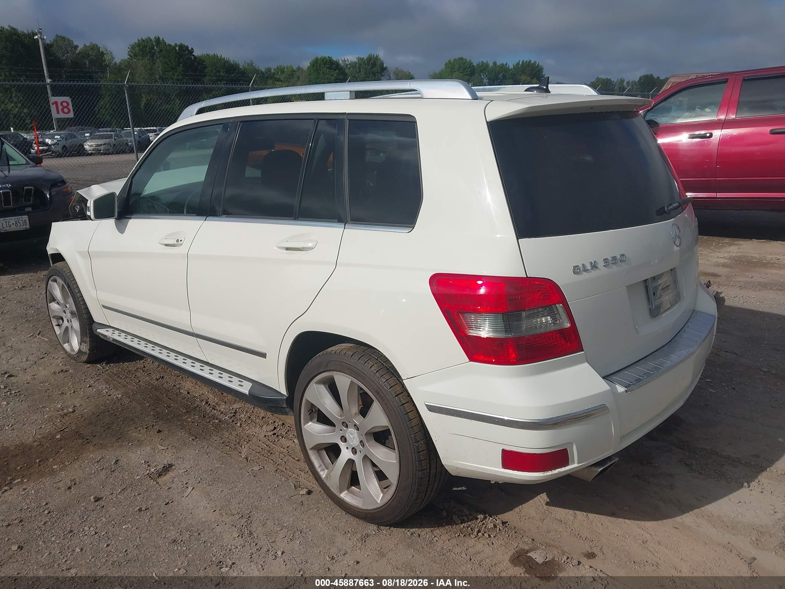 2010 Mercedes-benz Glk 350 4matic White vin: WDCGG8HB1AF299554
