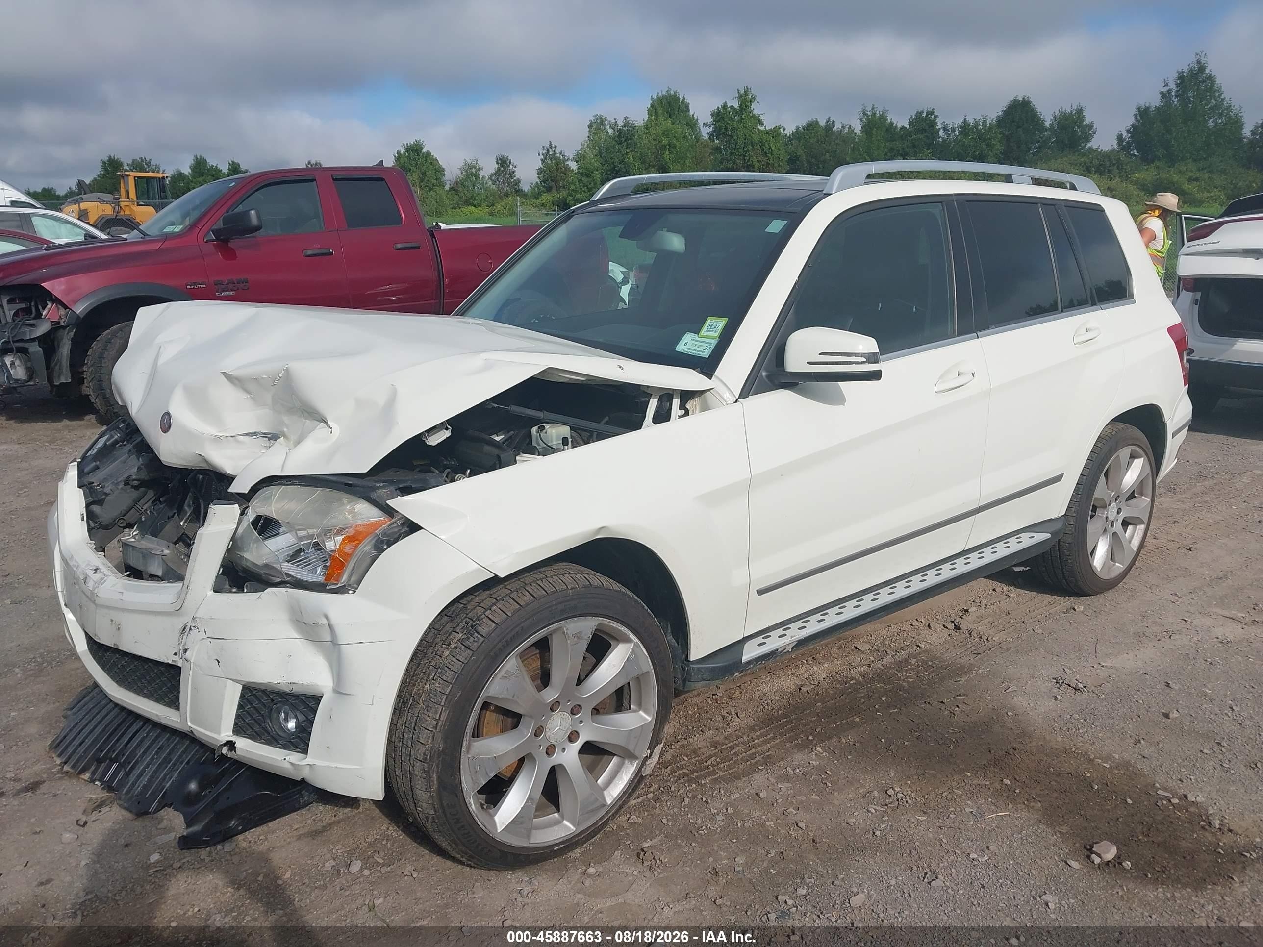 2010 Mercedes-benz Glk 350 4matic White vin: WDCGG8HB1AF299554