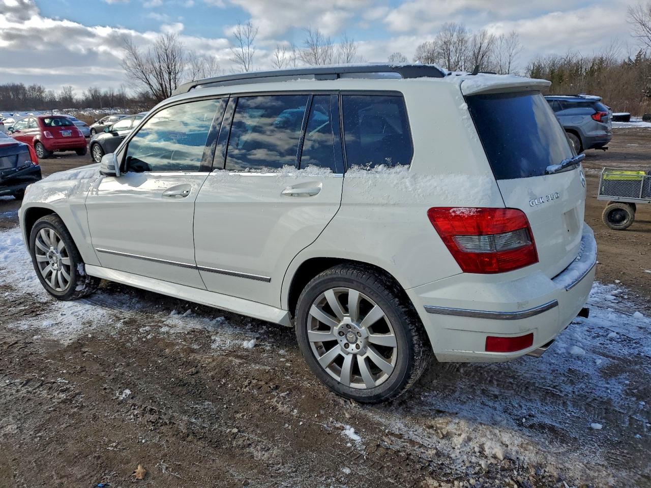 2010 Mercedes-benz Glk 350 4matic White vin: WDCGG8HB1AF319611