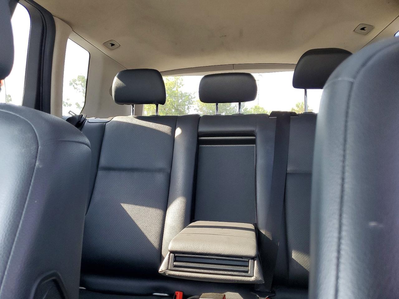 2010 Mercedes-benz Glk 350 4matic Silver vin: WDCGG8HB1AF321648