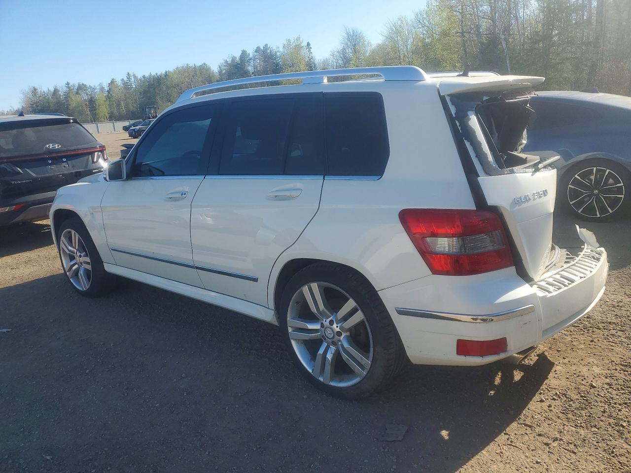 2011 Mercedes-benz Glk 350 4matic White vin: WDCGG8HB1BF693539