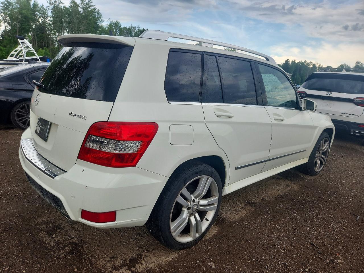 2012 Mercedes-benz Glk 350 4matic White vin: WDCGG8HB1CF810585