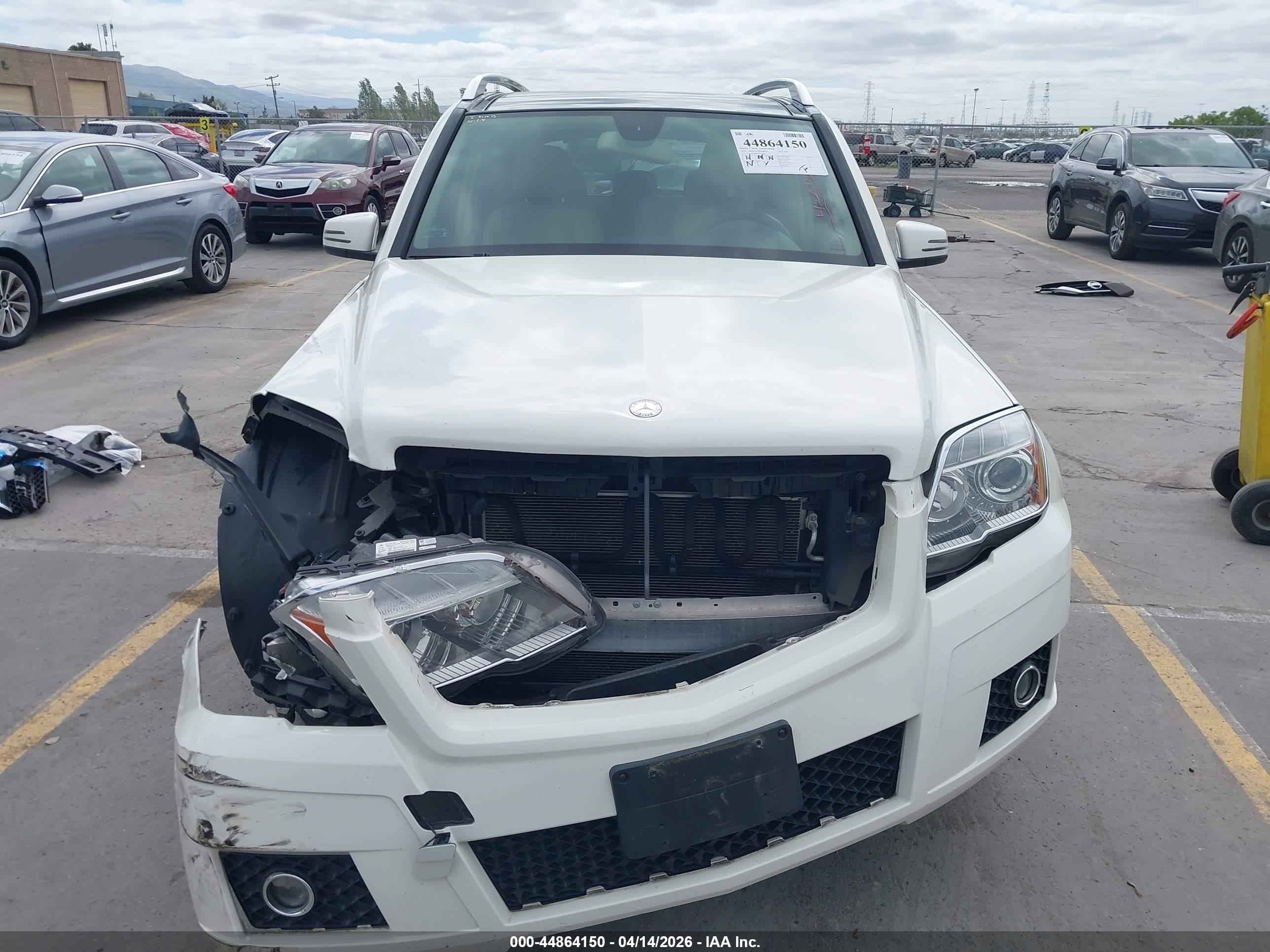 2010 Mercedes-benz Glk 350 4matic White vin: WDCGG8HB2AF323957