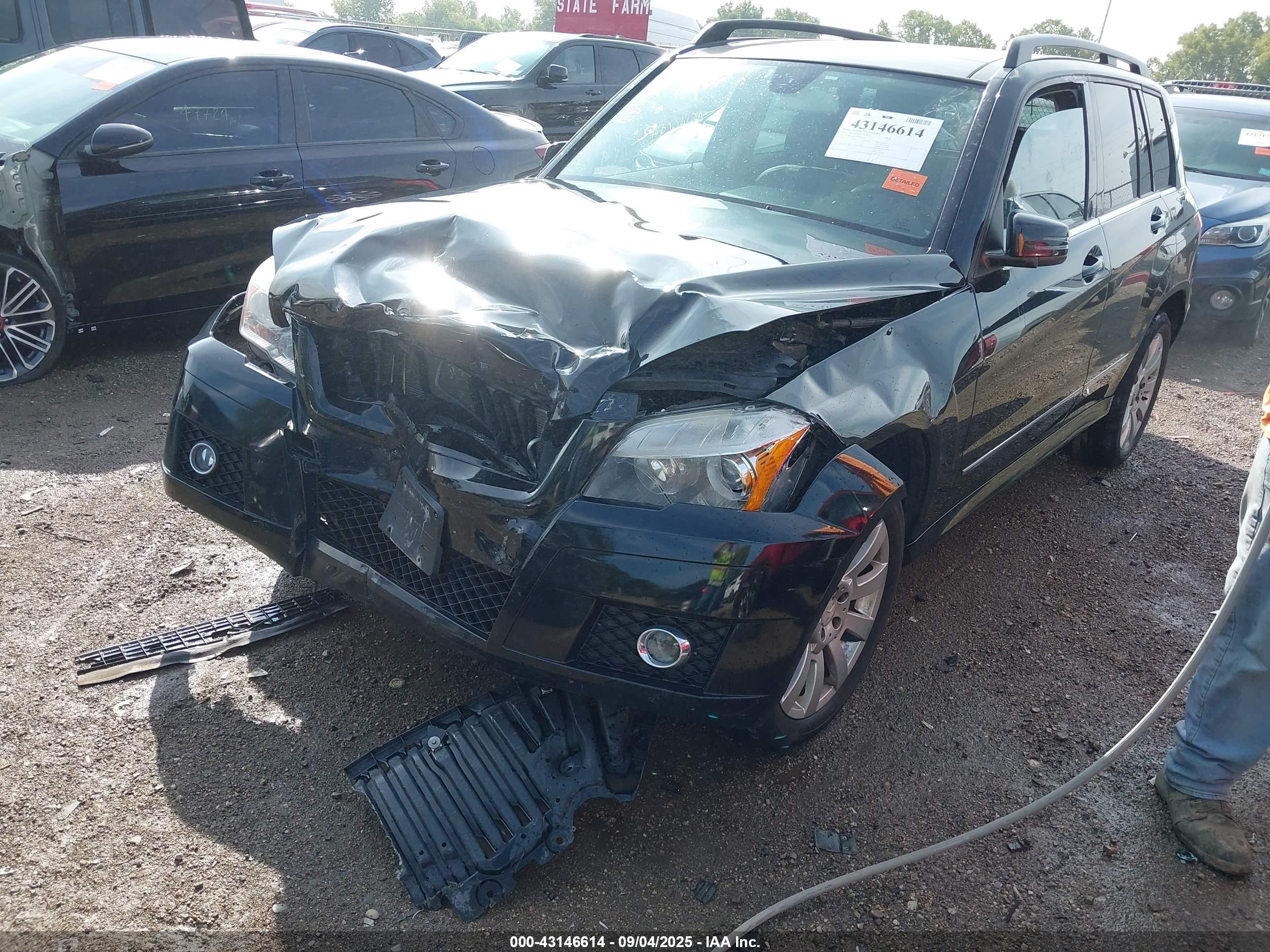 2011 Mercedes-benz Glk 350 4matic Черный vin: WDCGG8HB2BF610992