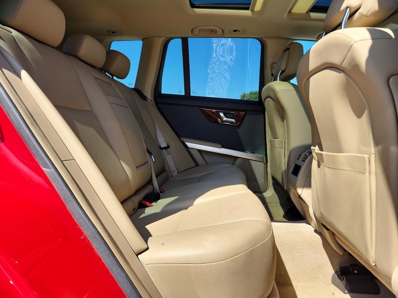 2011 Mercedes-benz Glk 350 4matic Red vin: WDCGG8HB2BF615321