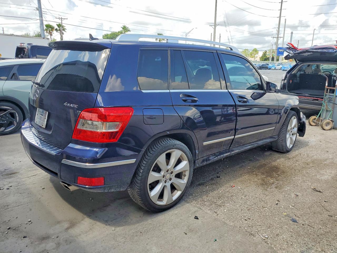 2011 Mercedes-benz Glk 350 4matic Blue vin: WDCGG8HB2BF660386