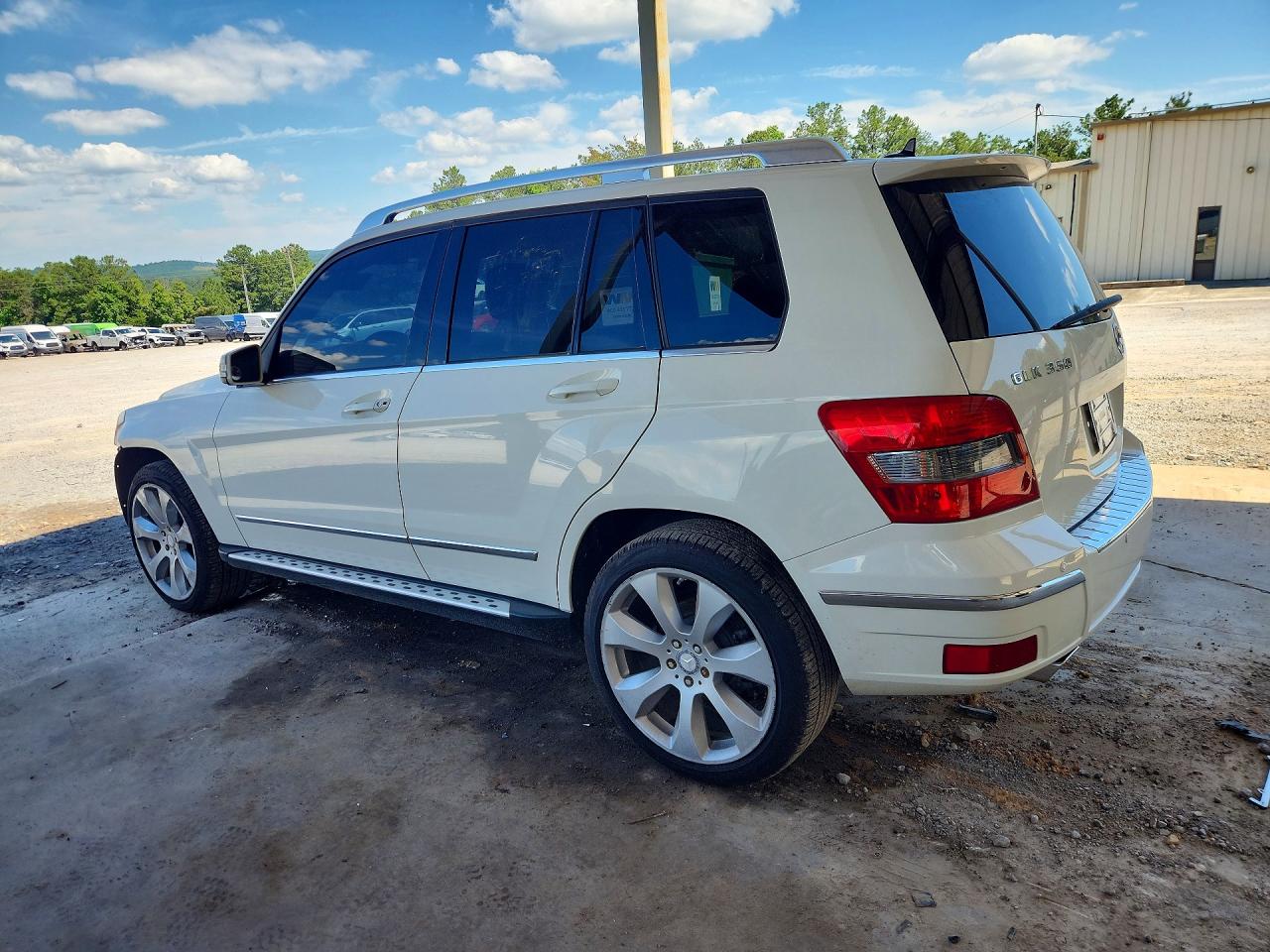 2010 Mercedes-benz Glk 350 4matic White vin: WDCGG8HB3AF271335