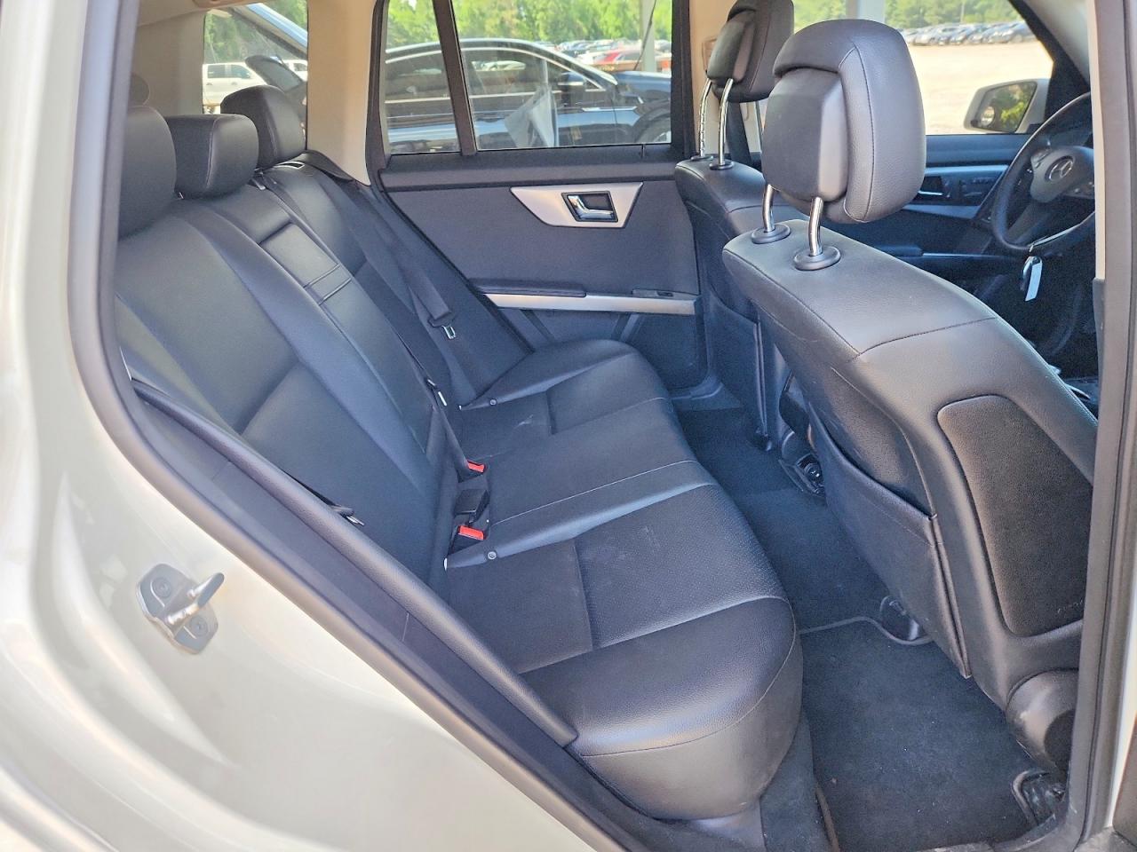 2010 Mercedes-benz Glk 350 4matic White vin: WDCGG8HB3AF271335