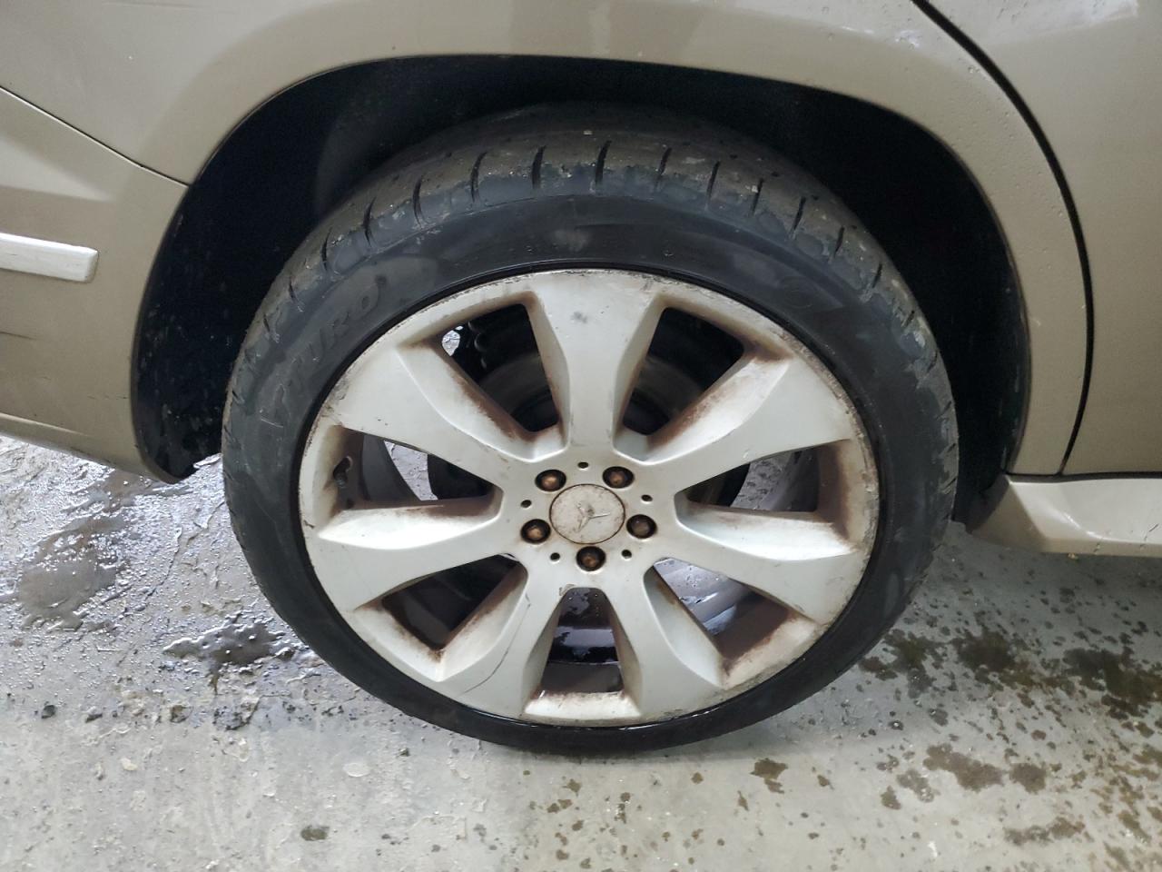 2010 Mercedes-benz Glk 350 4matic Tan vin: WDCGG8HB3AF351685 Damage: Right Rear Wheel, Curb Rash, > 12 Inches
