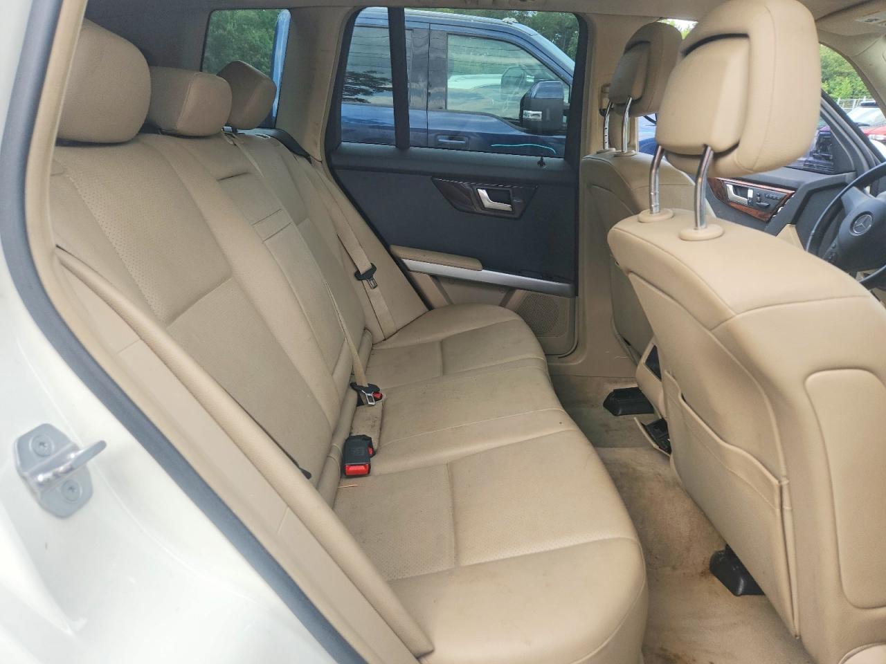2012 Mercedes-benz Glk 350 4matic White vin: WDCGG8HB3CF833303