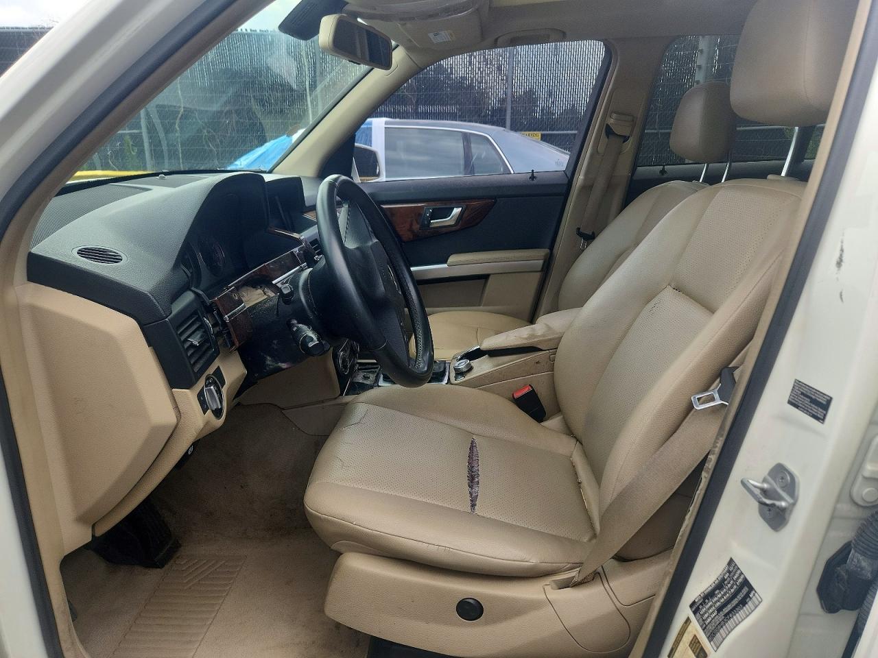 2012 Mercedes-benz Glk 350 4matic White vin: WDCGG8HB3CF833303